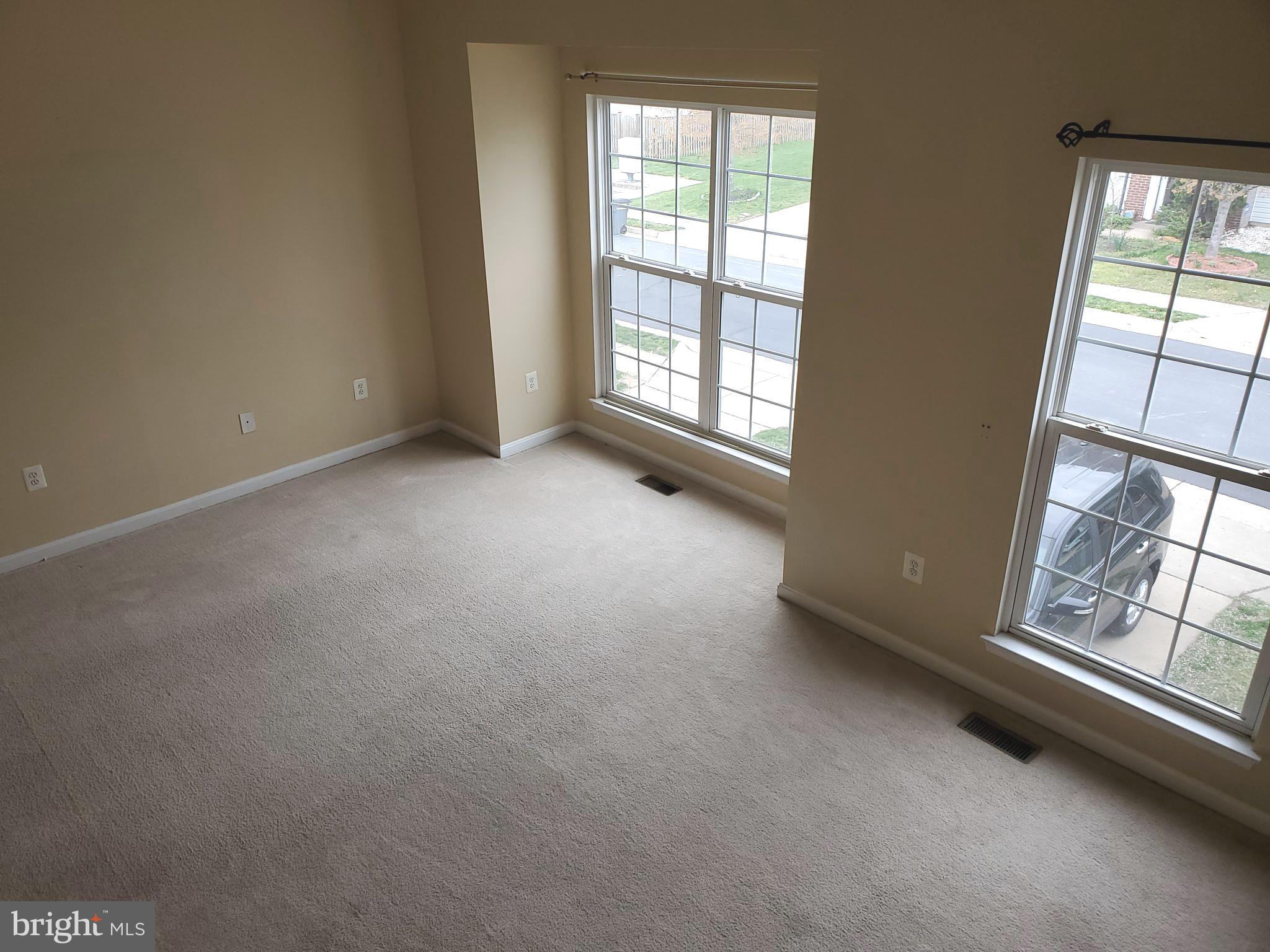 SHEFFIELD MANOR - Residential Lease