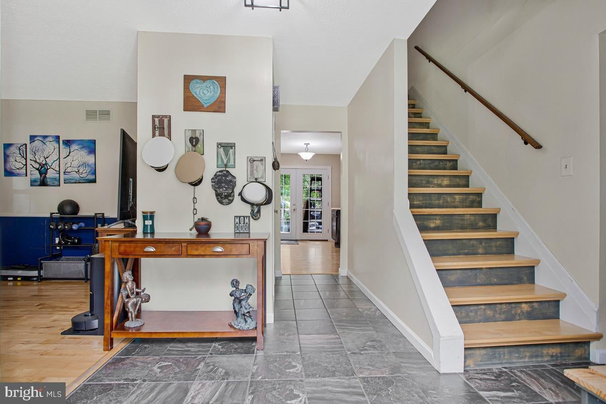 1239 LORENE DRIVE