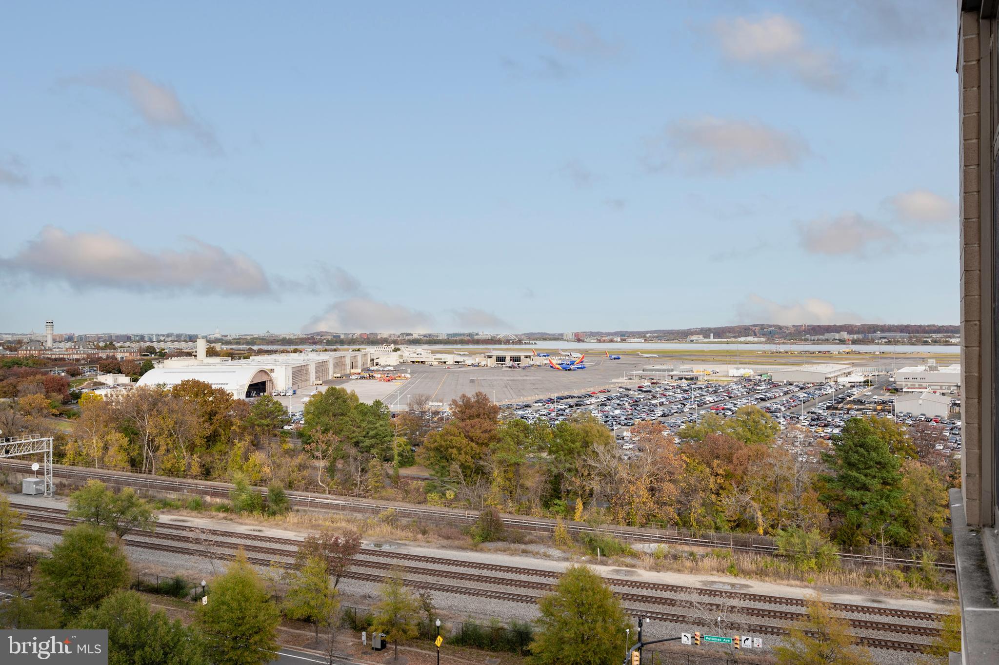 3650 S GLEBE ROAD 1048