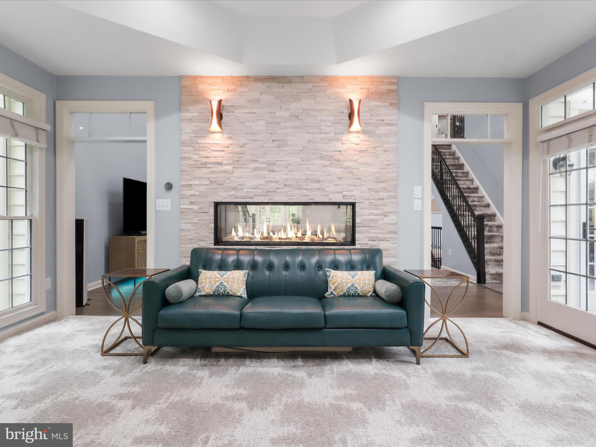 ESTATES AT ROSELAND - Residential