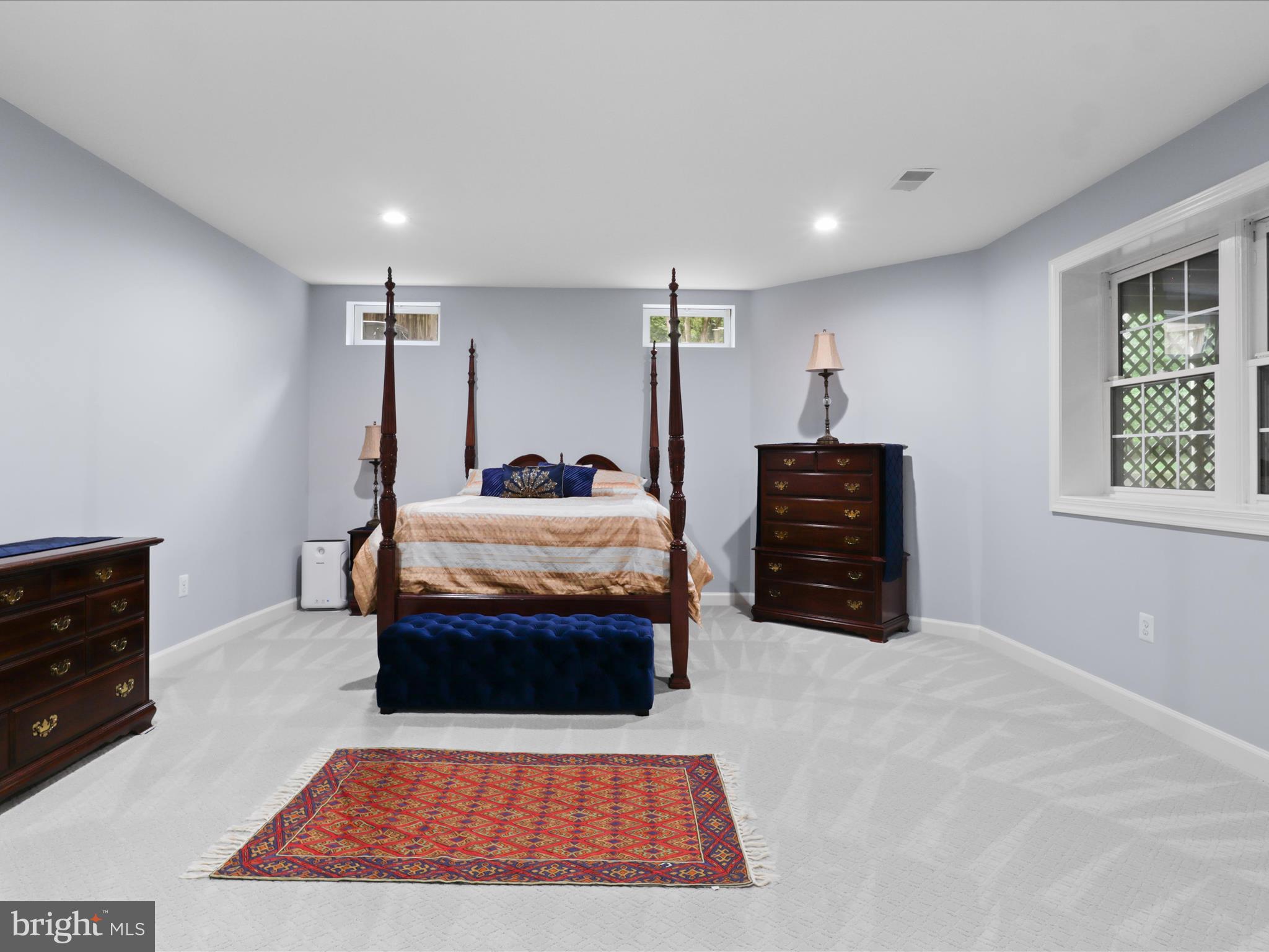 ESTATES AT ROSELAND - Residential