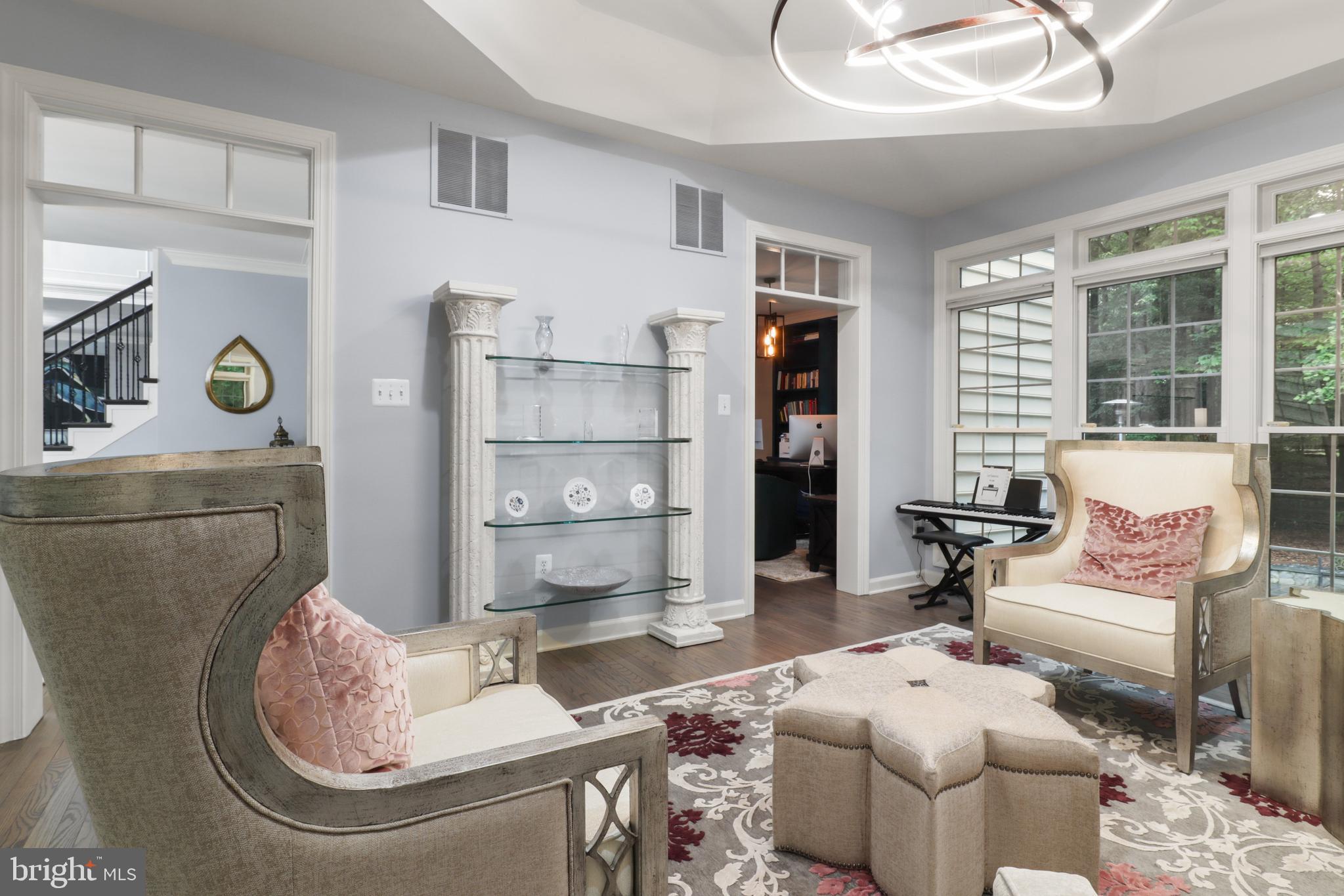 ESTATES AT ROSELAND - Residential