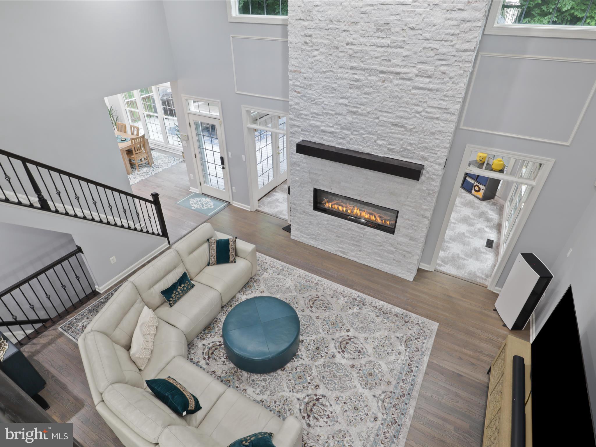 ESTATES AT ROSELAND - Residential