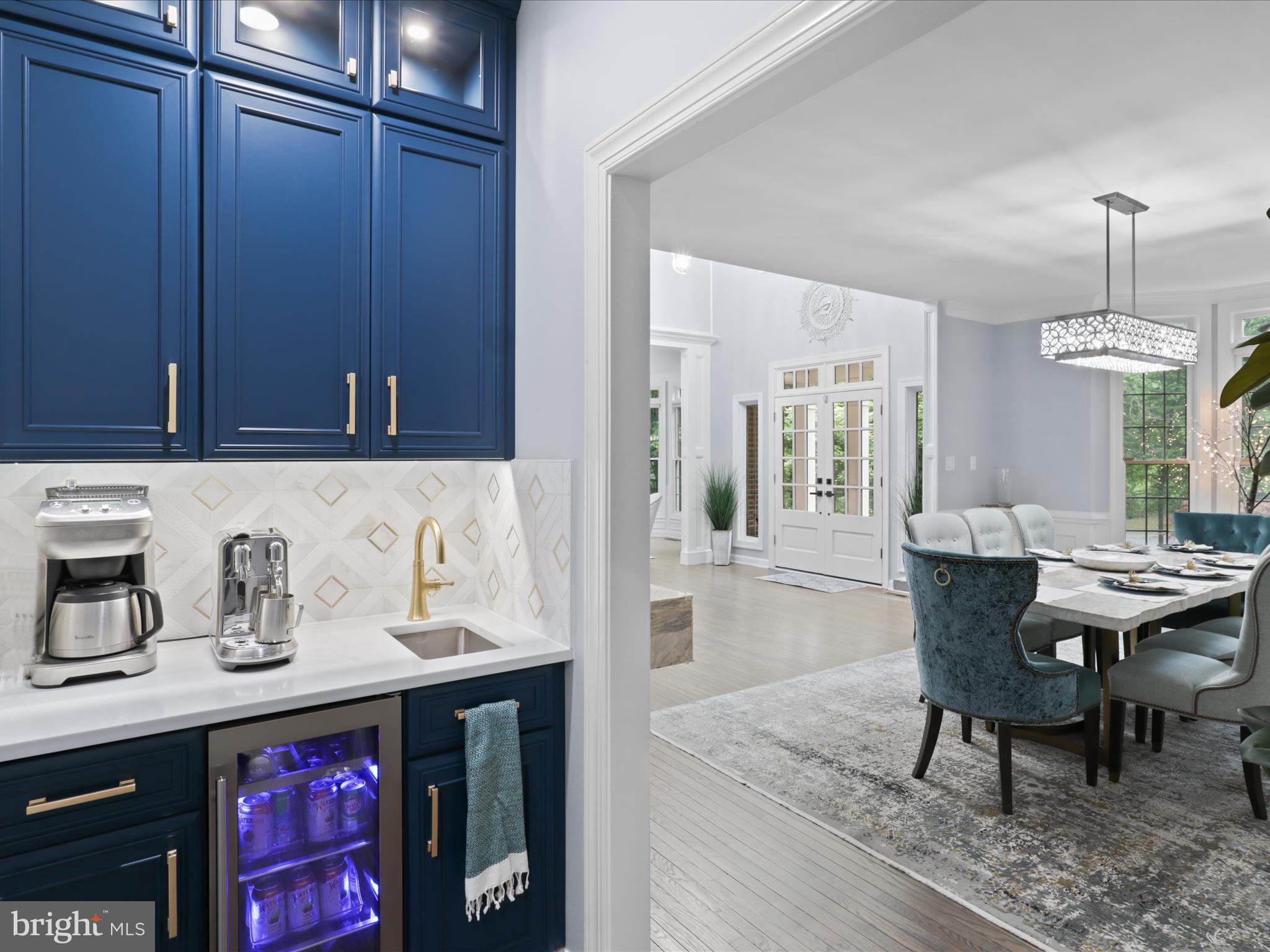 ESTATES AT ROSELAND - Residential