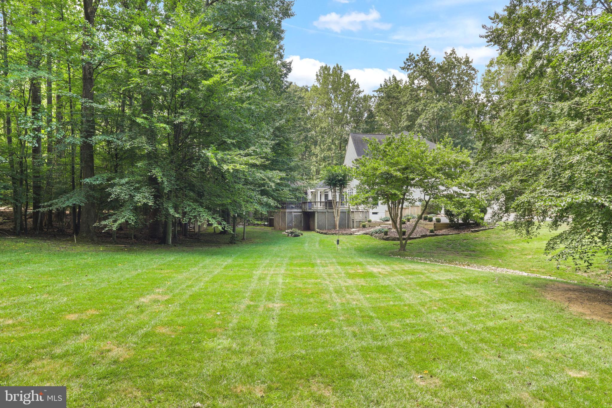 ESTATES AT ROSELAND - Residential
