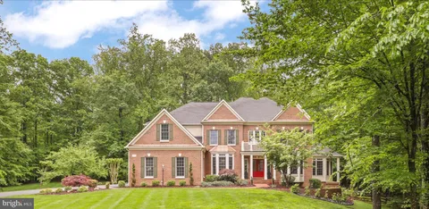 8197 Cottage Rose Court, Fairfax Station, VA MLS: VAFX2239878