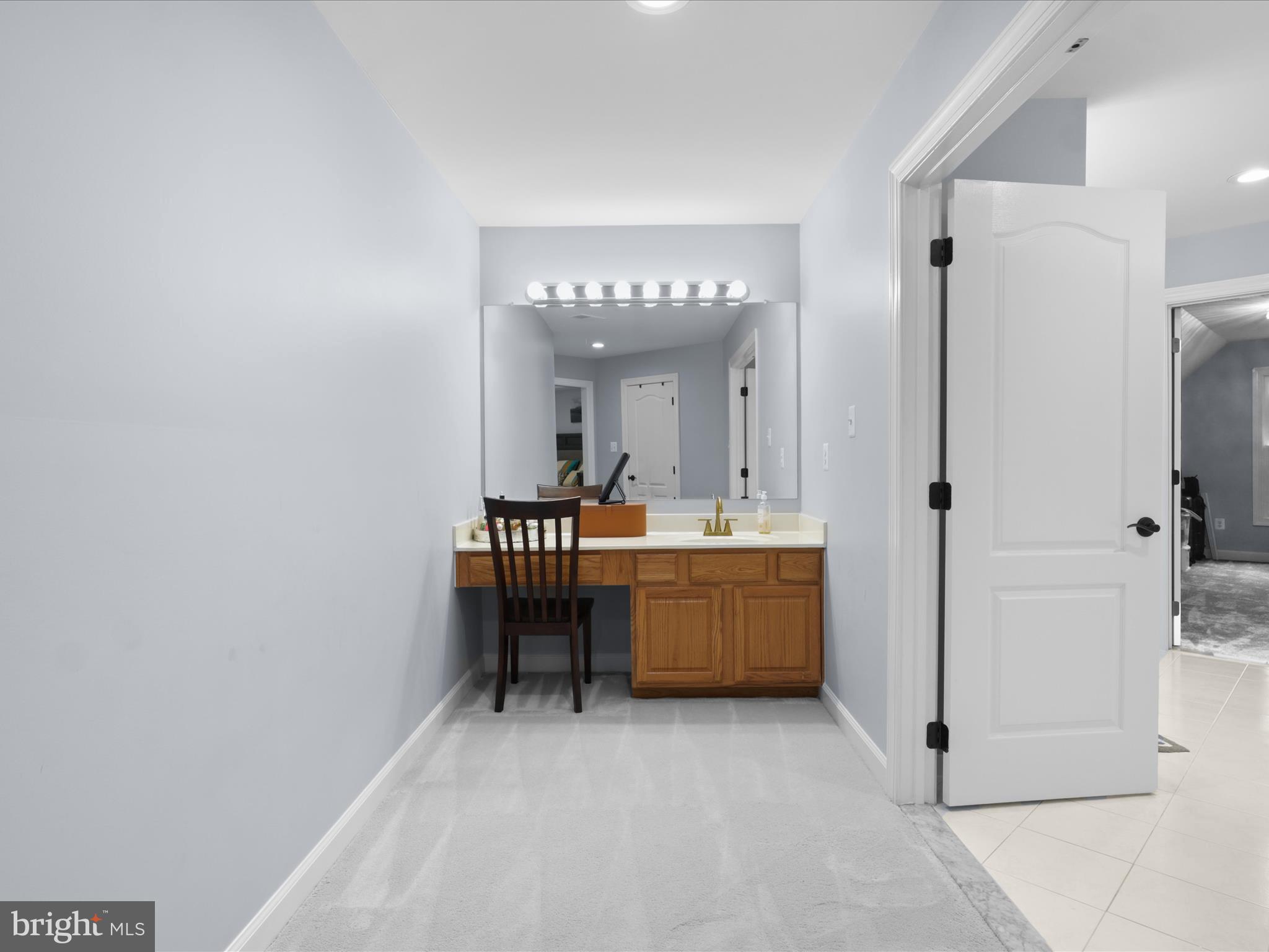 ESTATES AT ROSELAND - Residential