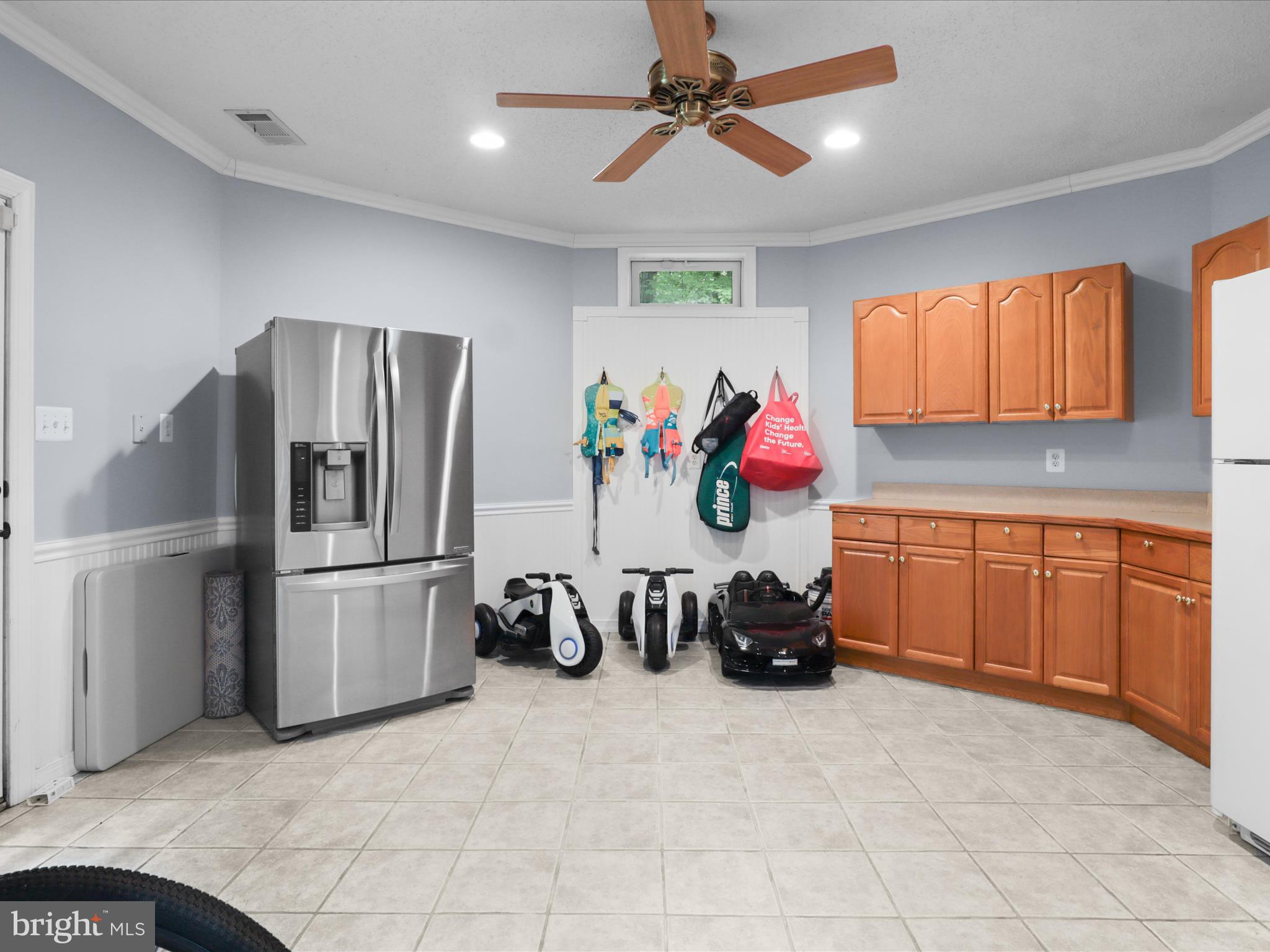 ESTATES AT ROSELAND - Residential