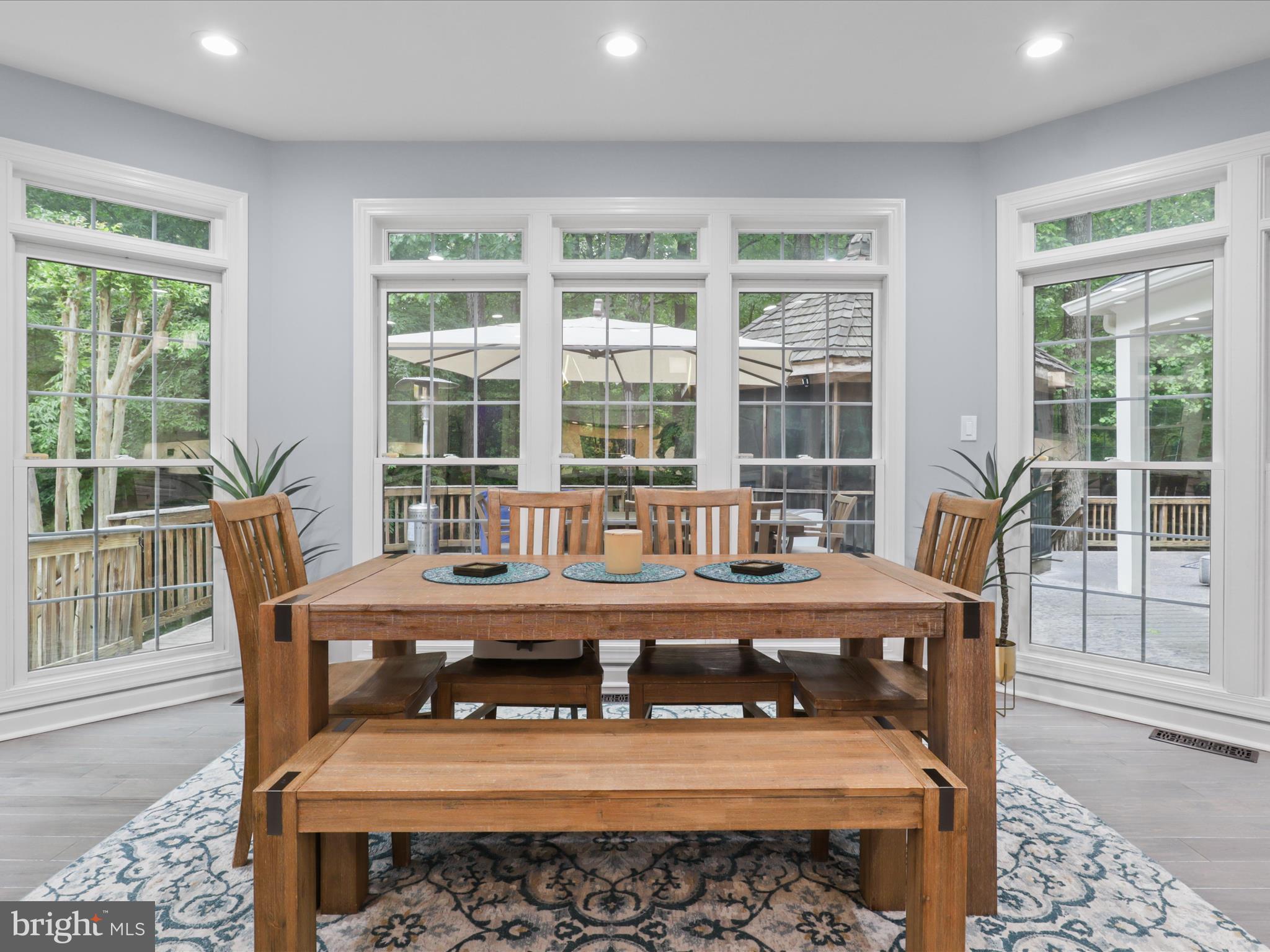 ESTATES AT ROSELAND - Residential