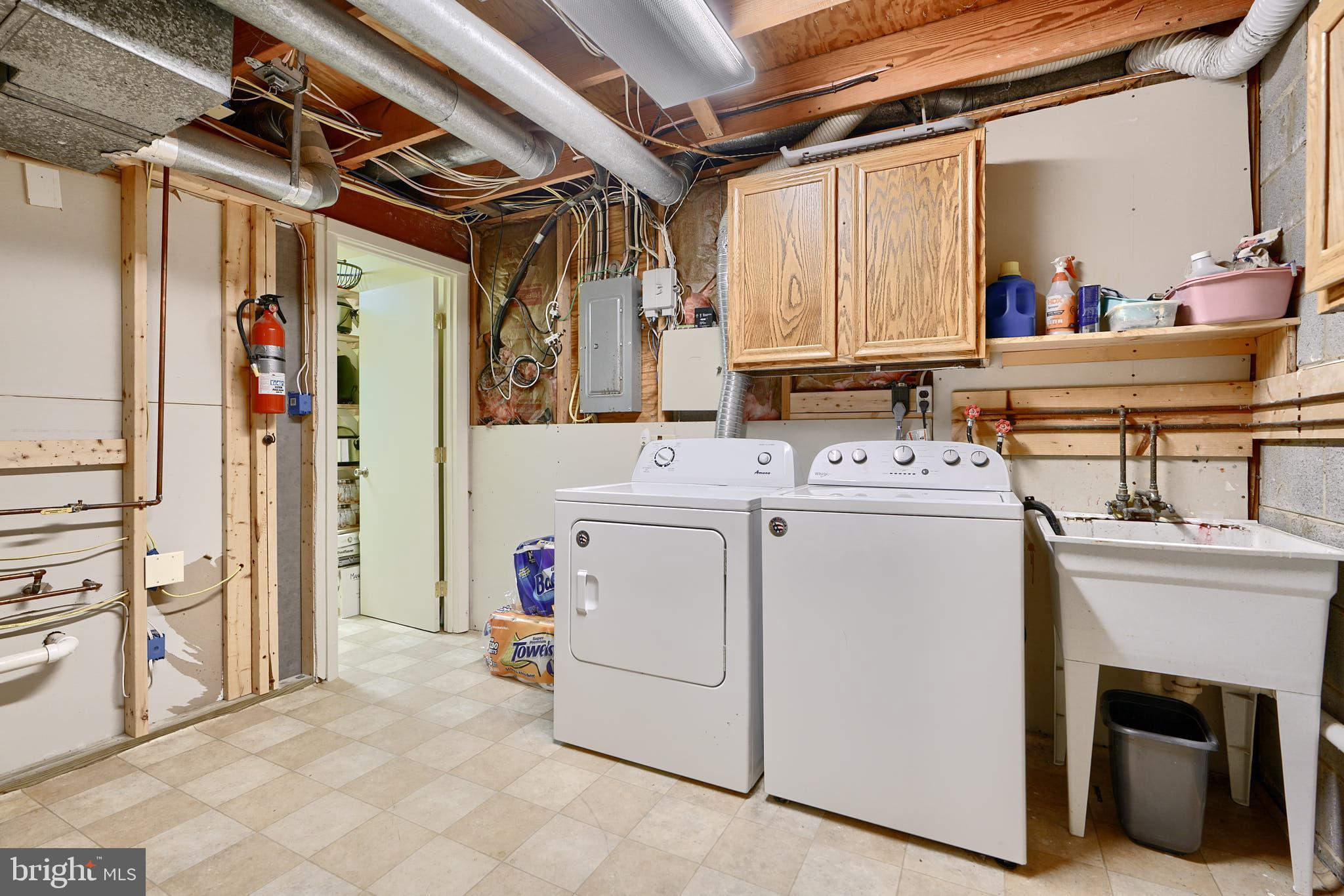 THE POINTS - Residential