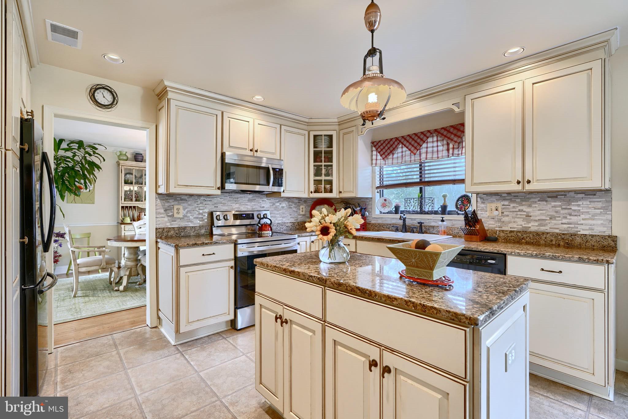 THE POINTS - Residential