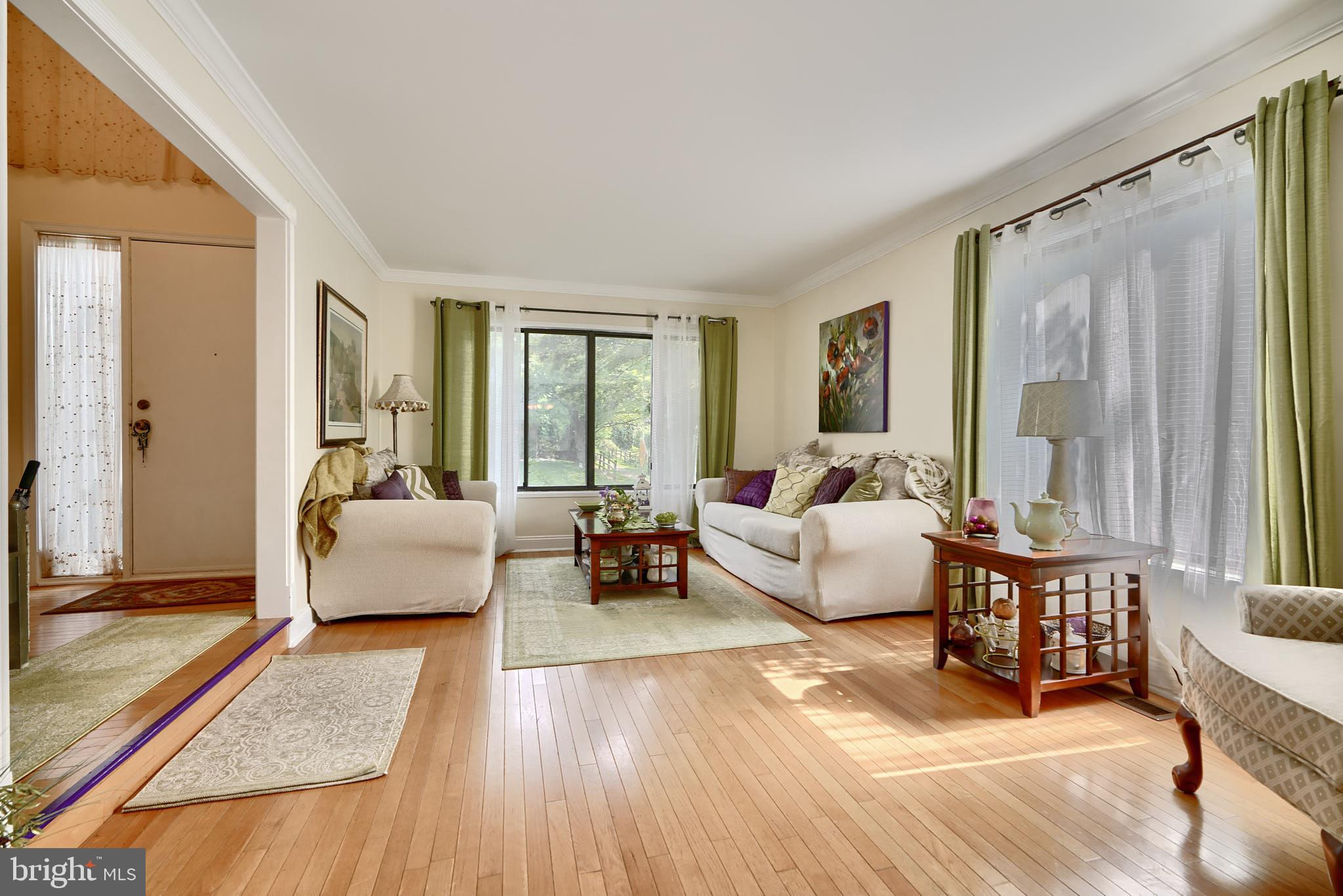 THE POINTS - Residential