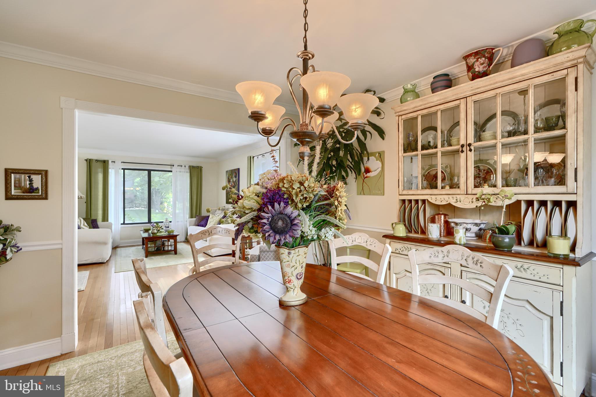 THE POINTS - Residential