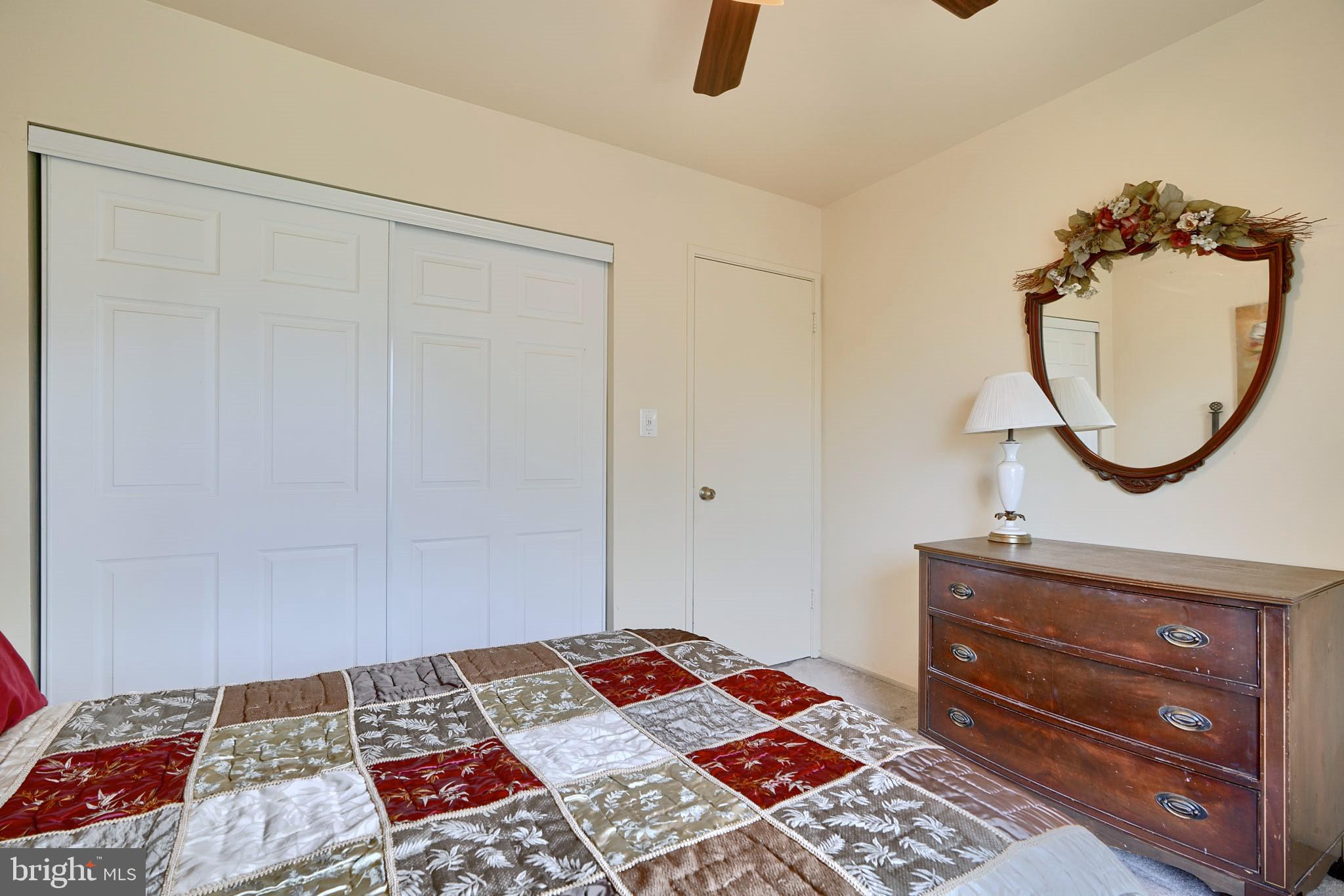 THE POINTS - Residential