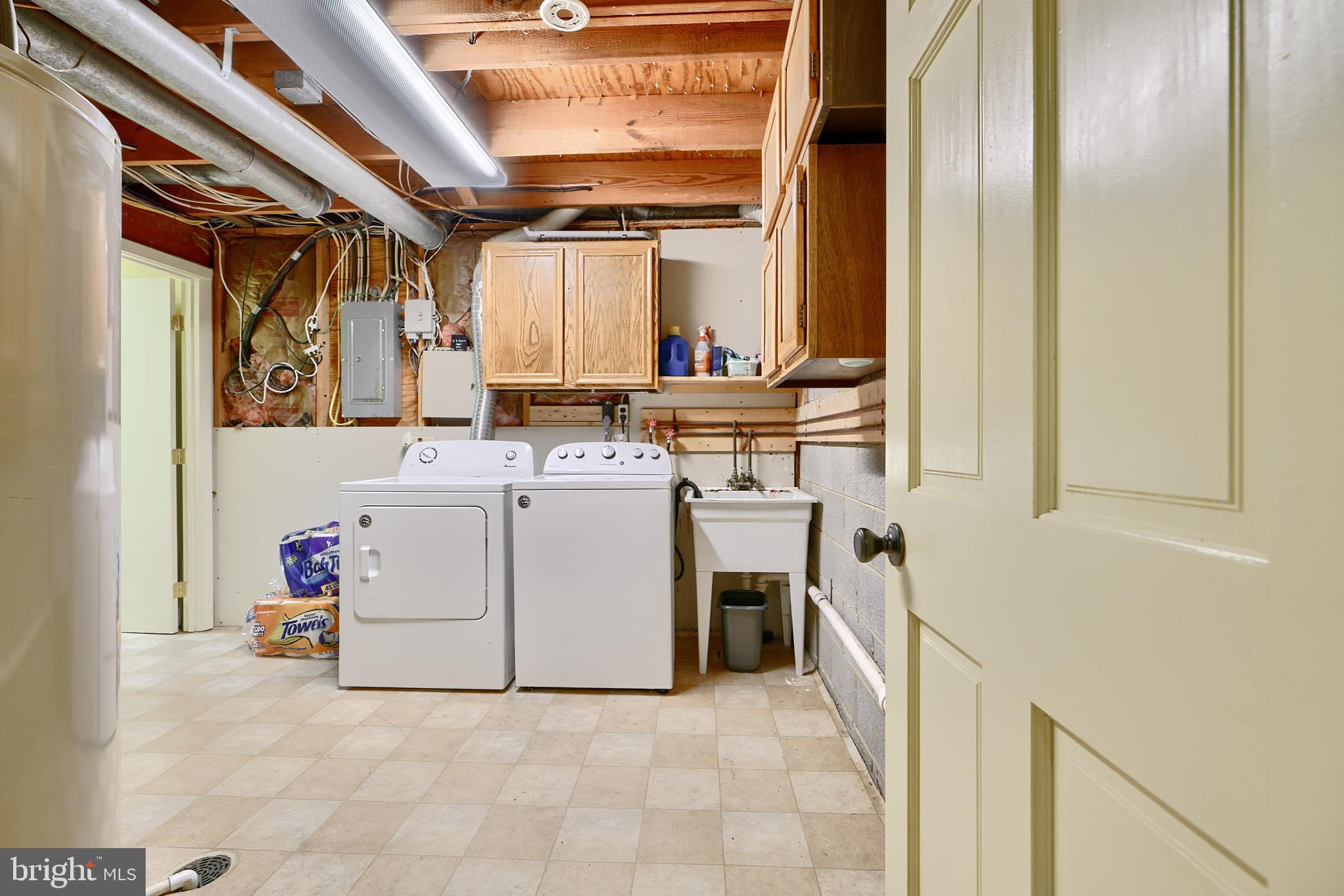 THE POINTS - Residential