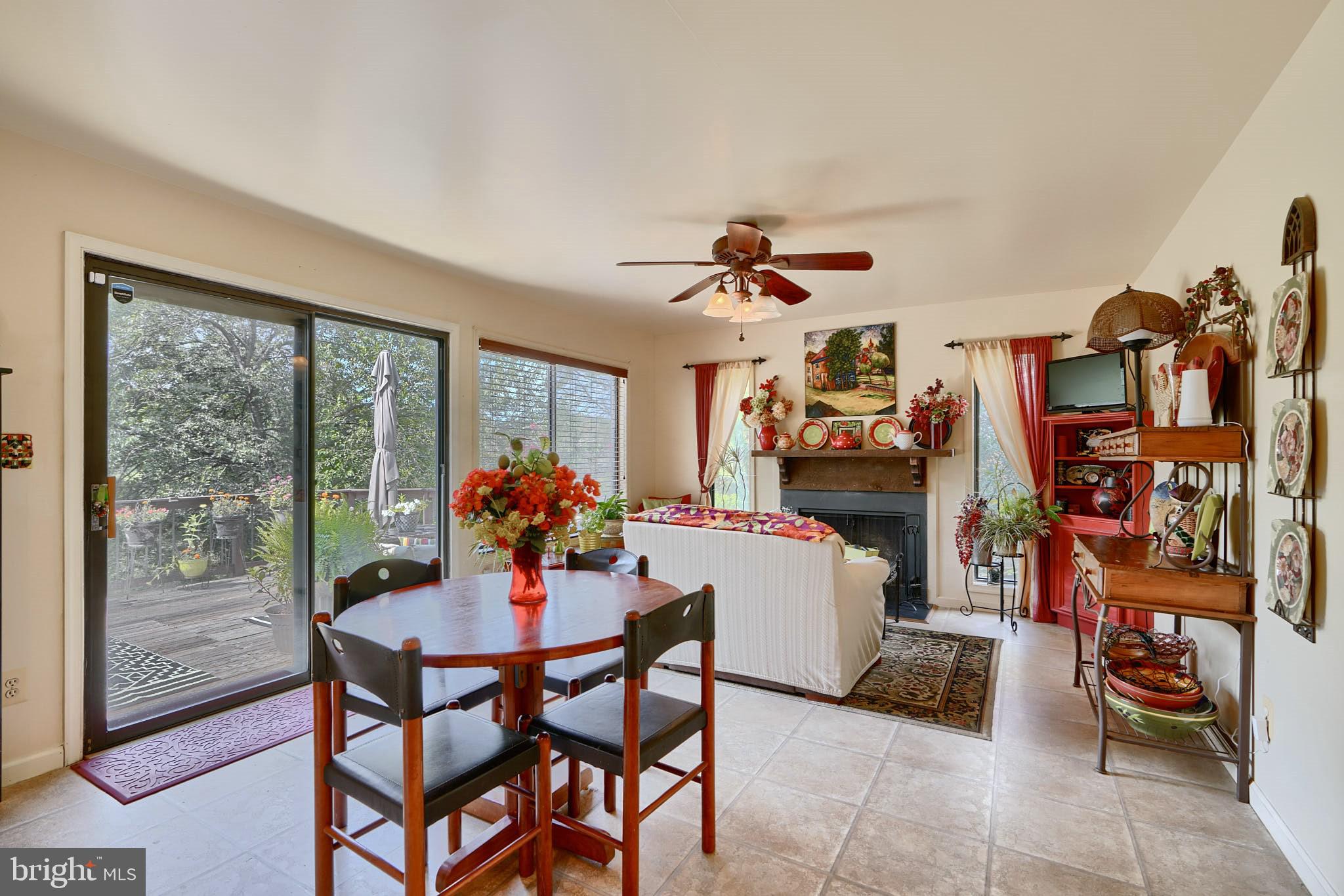 THE POINTS - Residential