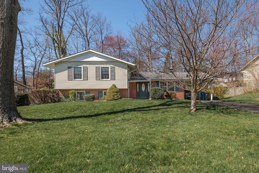Welcome to 4304 Argonne Dr., a charming home with great potential in Fairfax. This as-is property boasts good bones and is fully liveable, offering the perfect canvas for your personal touch and creative vision. 
The home features hardwood floors on the main and upper levels.  The spacious backyard provides ample space for relaxing and entertaining. Conveniently located in Rutherford and in the Woodson pyramid, this property offers easy access to Rutherford Park, Rutherford Area Swim Club, downtown Fairfax and 495. With a little TLC, this home has the potential to shine as a comfortable and inviting space for its new owners. OFFERS DUE MONDAY, APRIL 1 AT 12 NOON.