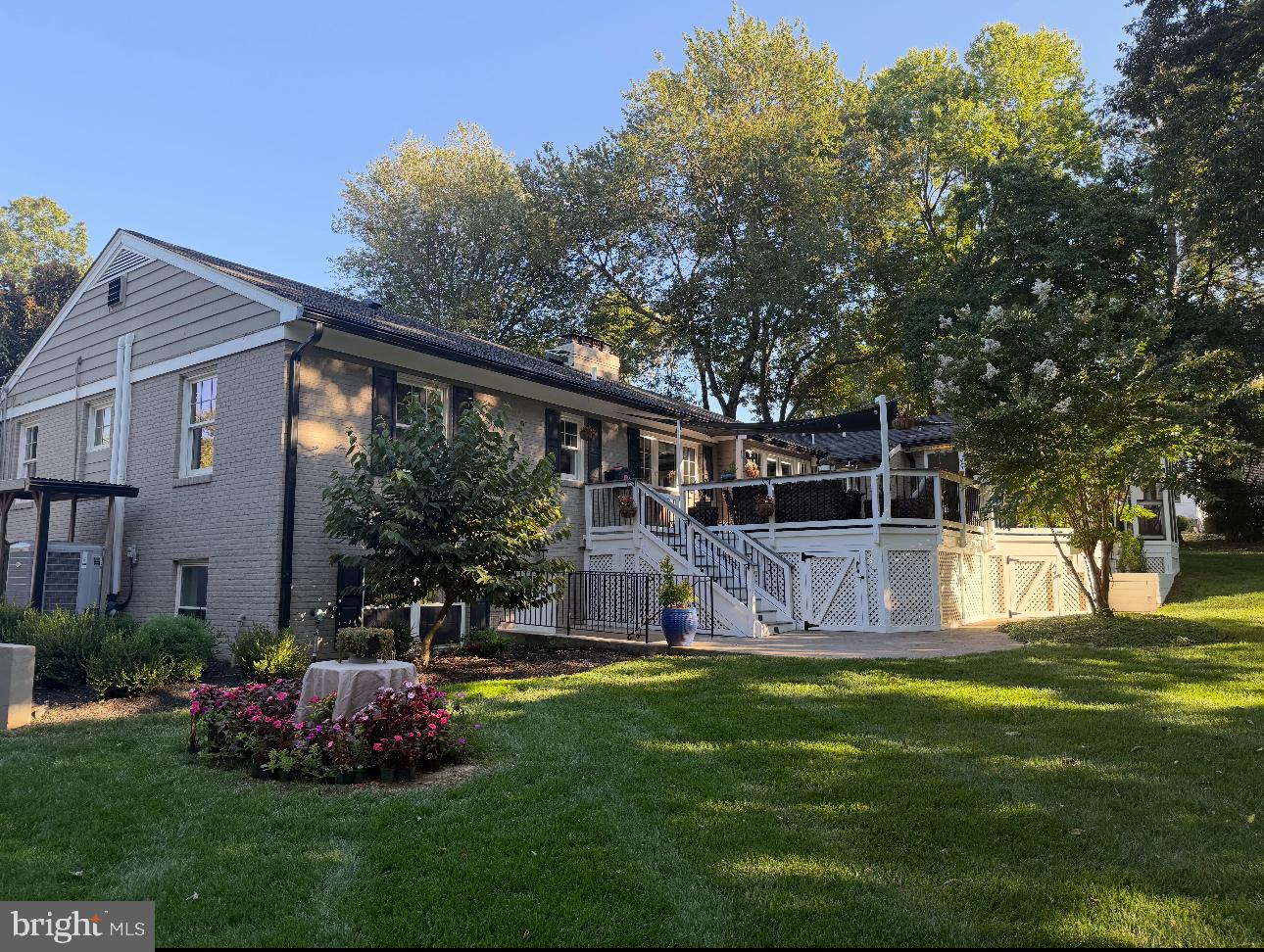 OAKTON - Residential