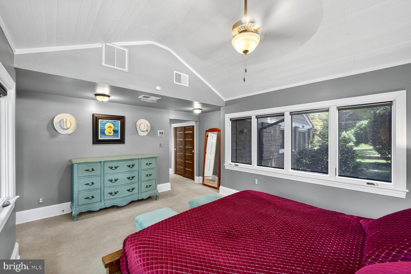 OAKTON - Residential