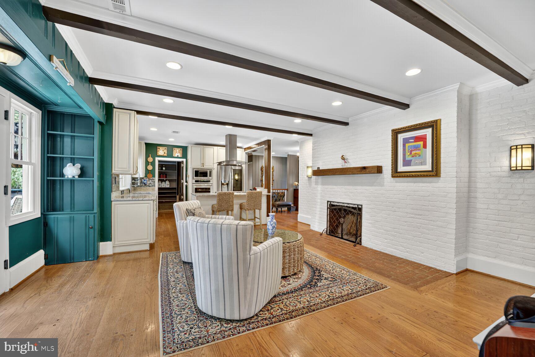 OAKTON - Residential