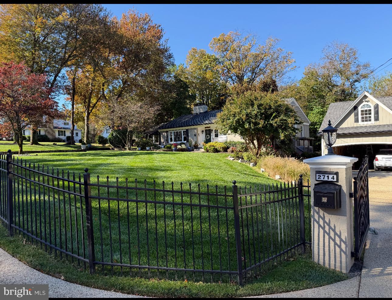 OAKTON - Residential