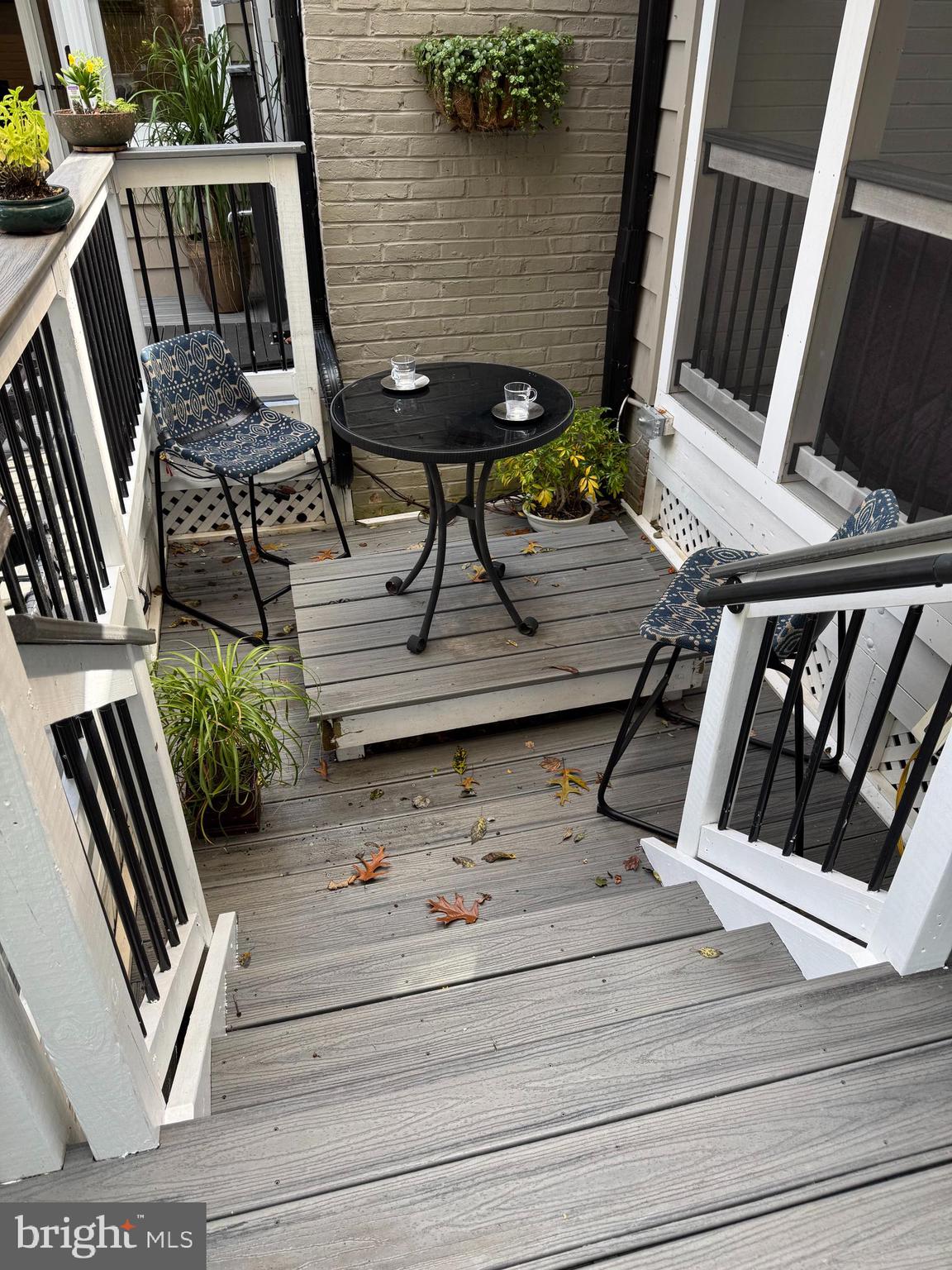 OAKTON - Residential