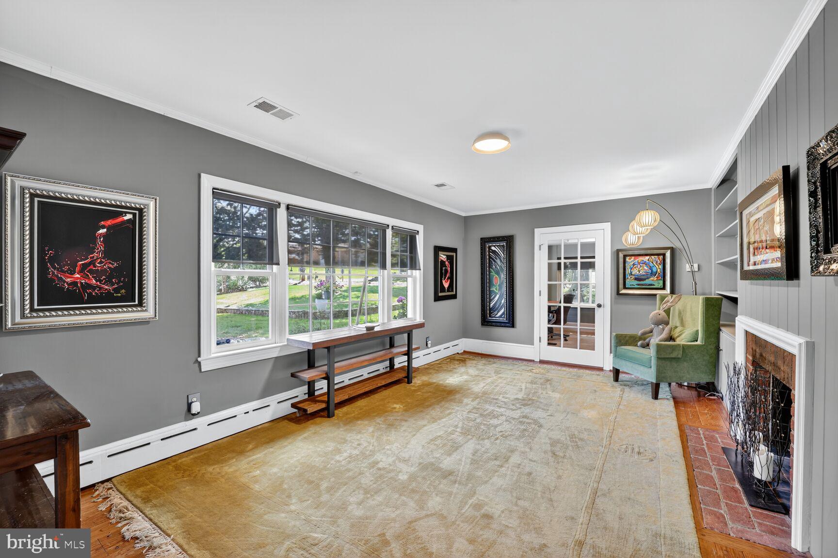 OAKTON - Residential