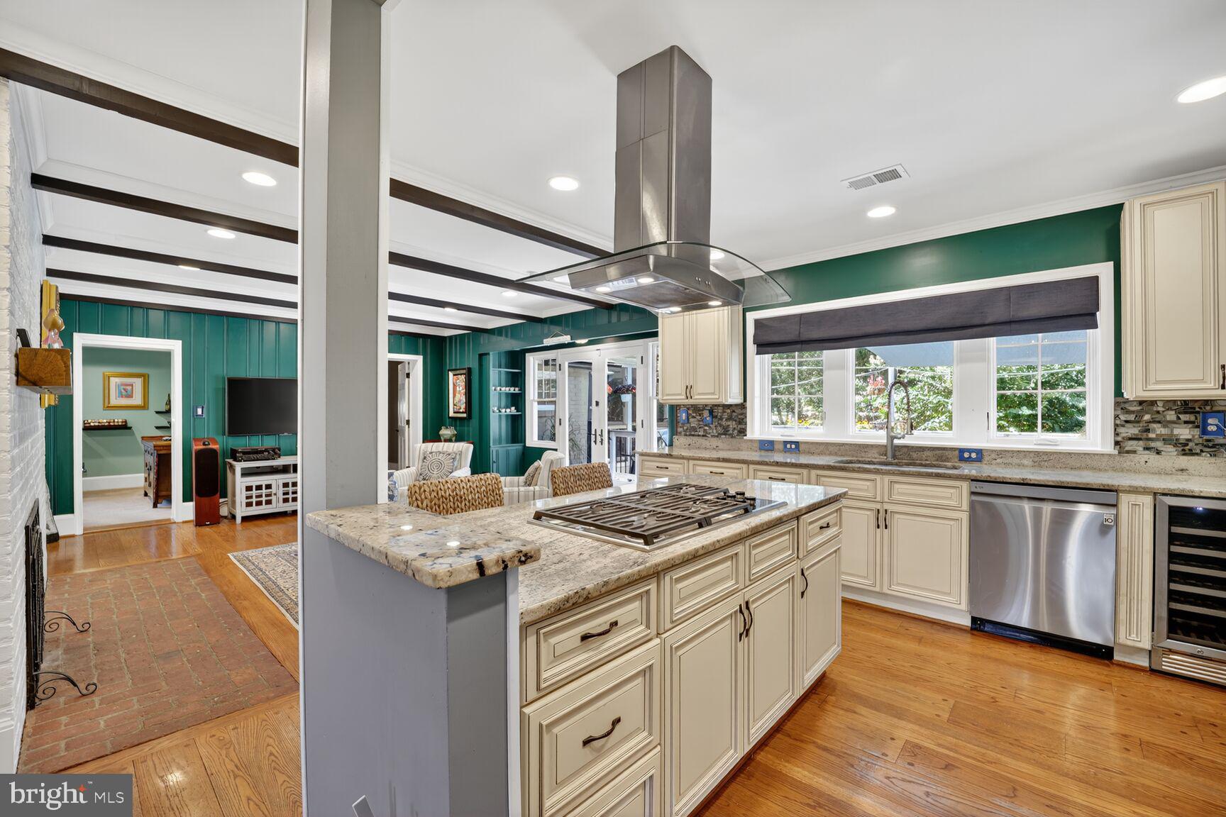 OAKTON - Residential