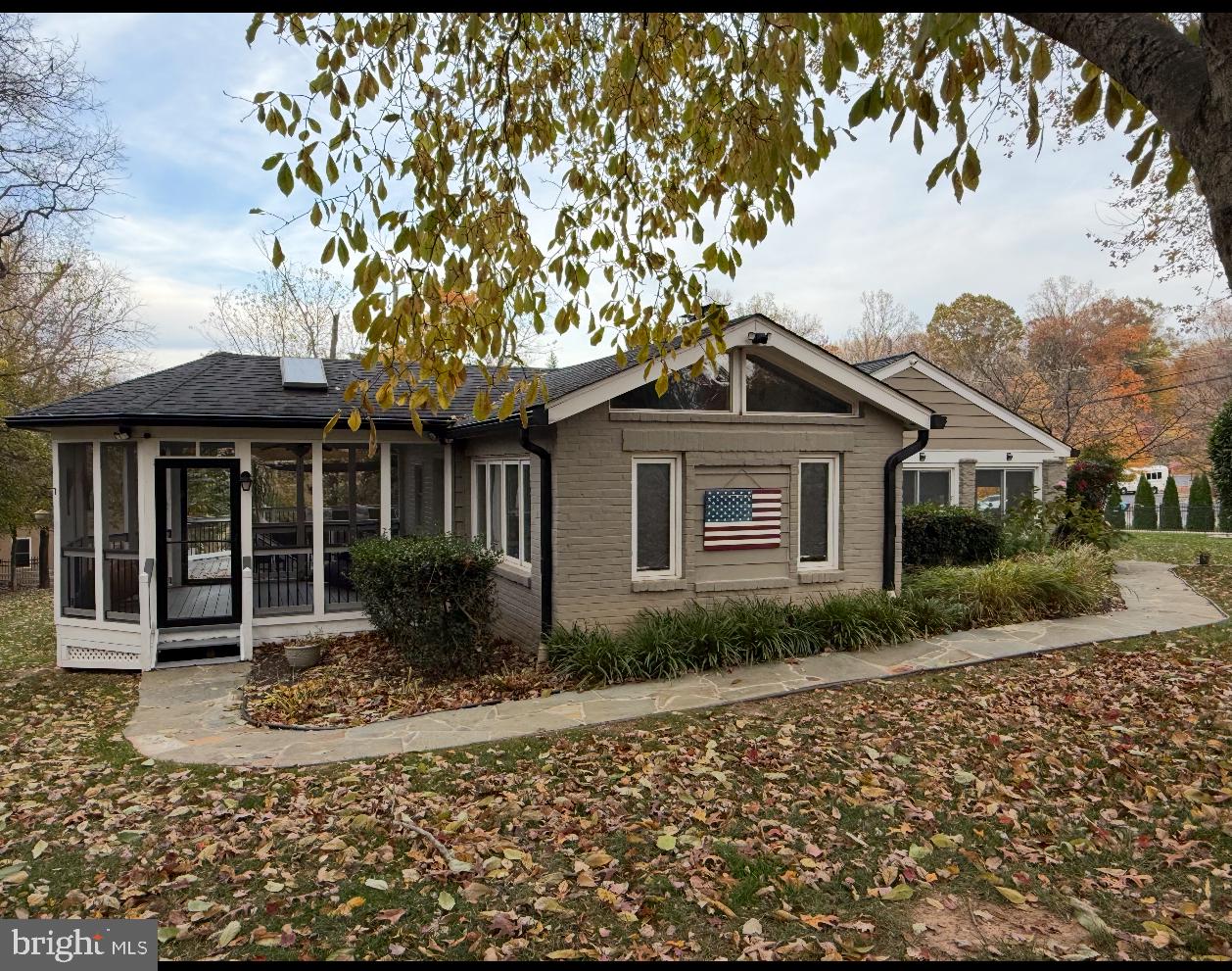 OAKTON - Residential