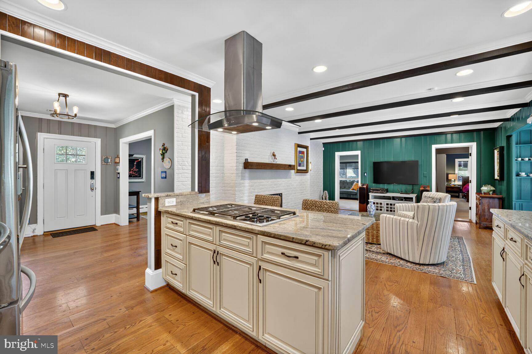 OAKTON - Residential