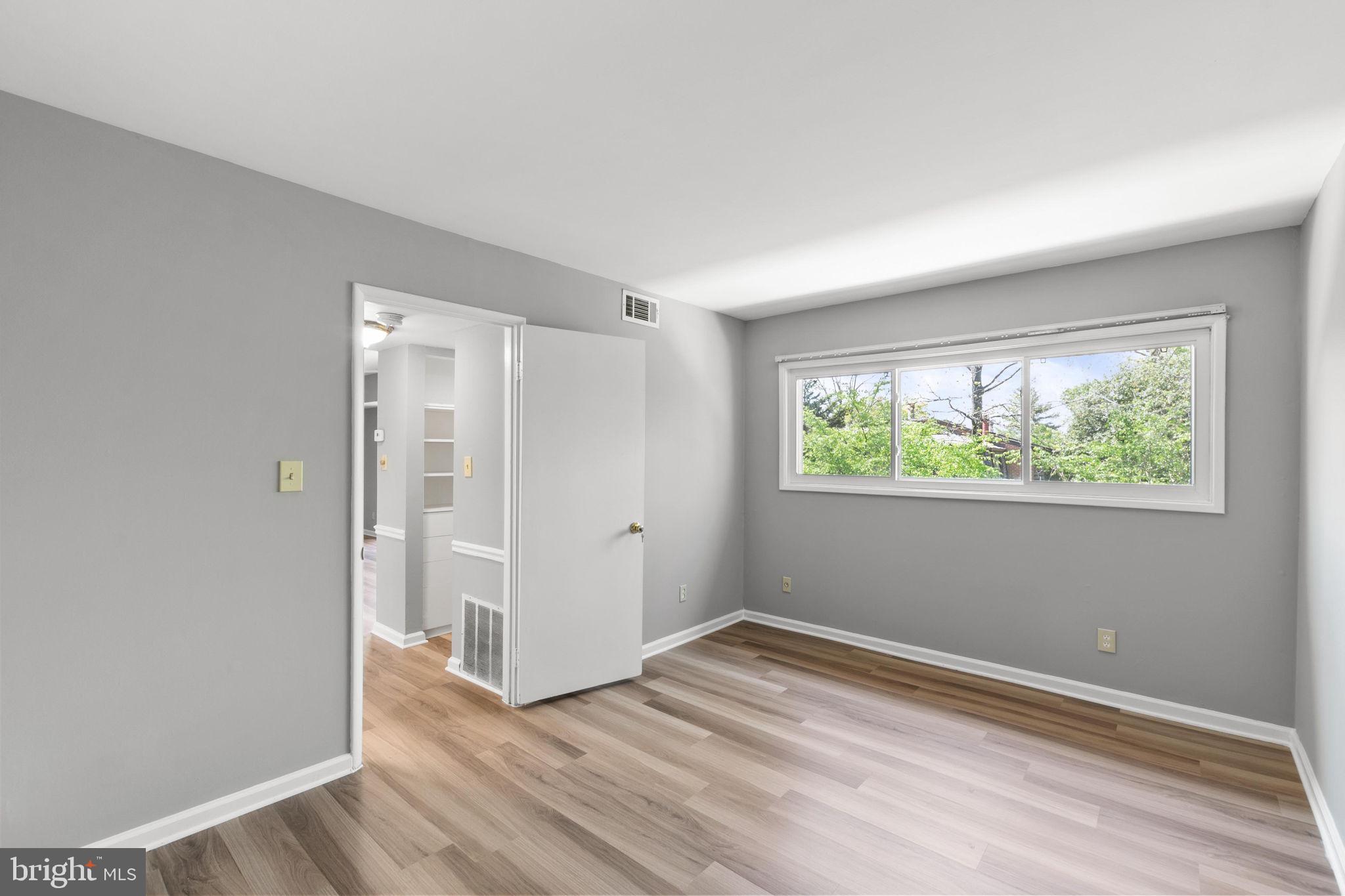 FAIRFAX HERITAGE - Residential