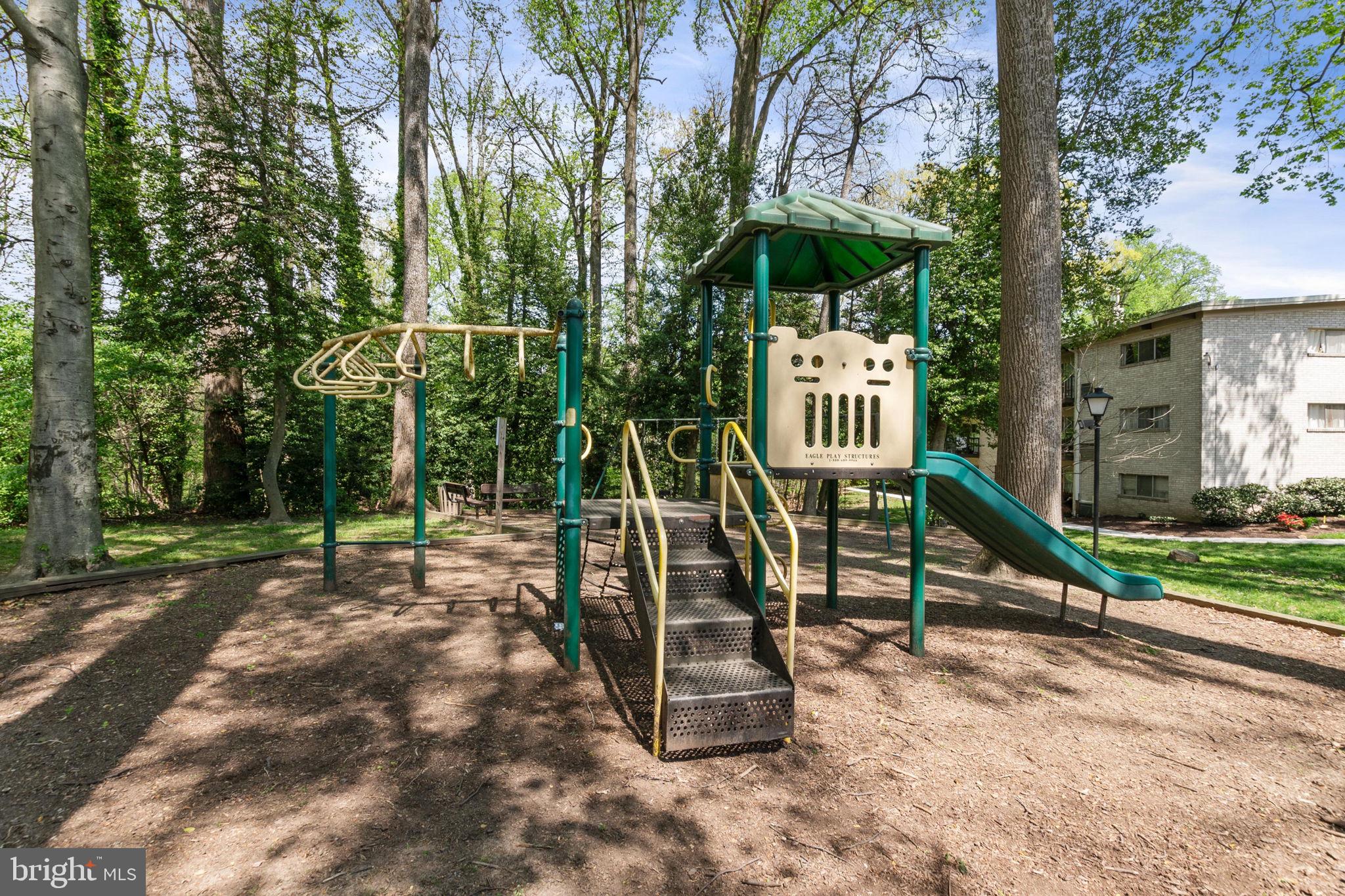 FAIRFAX HERITAGE - Residential