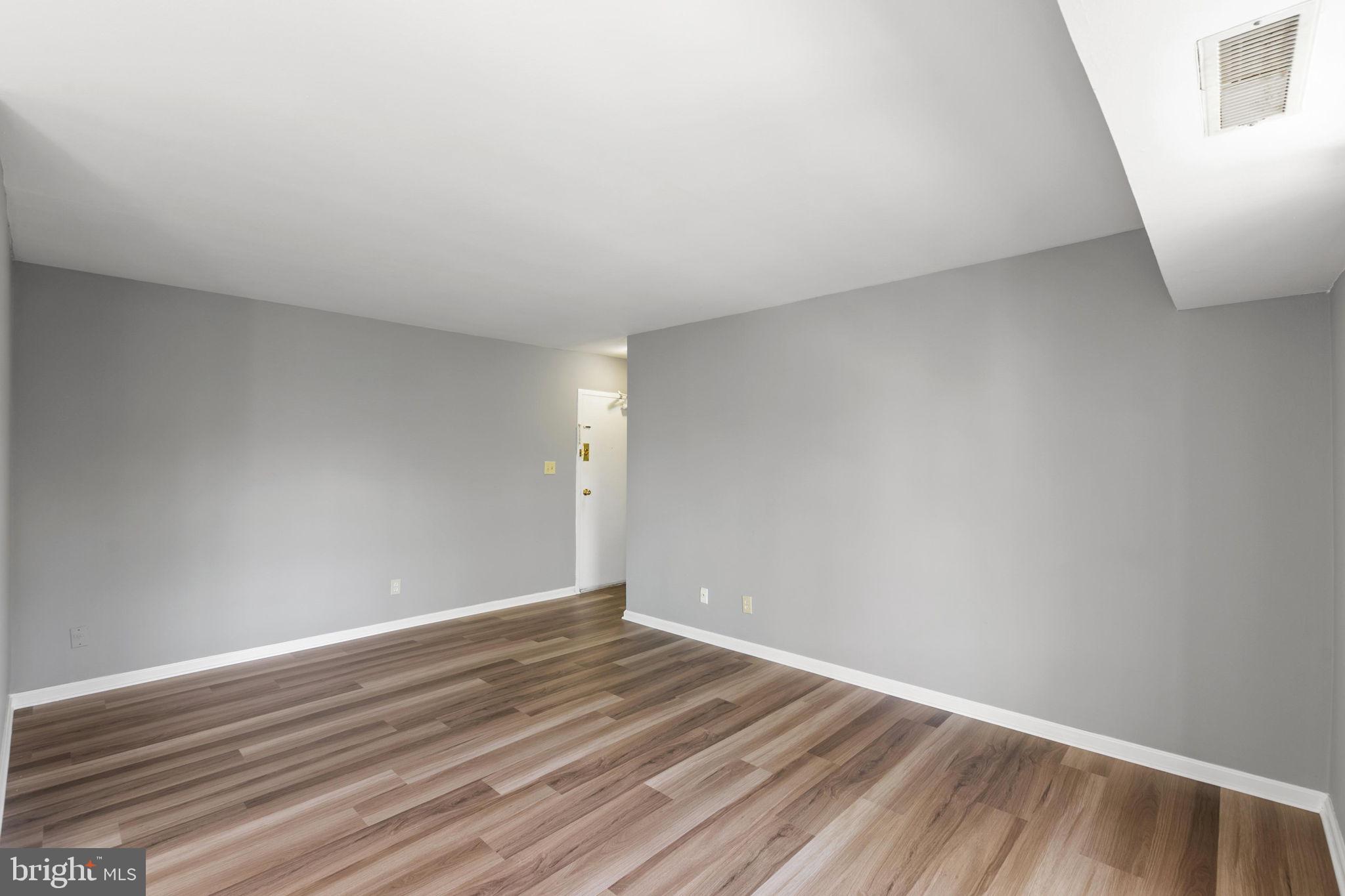 FAIRFAX HERITAGE - Residential