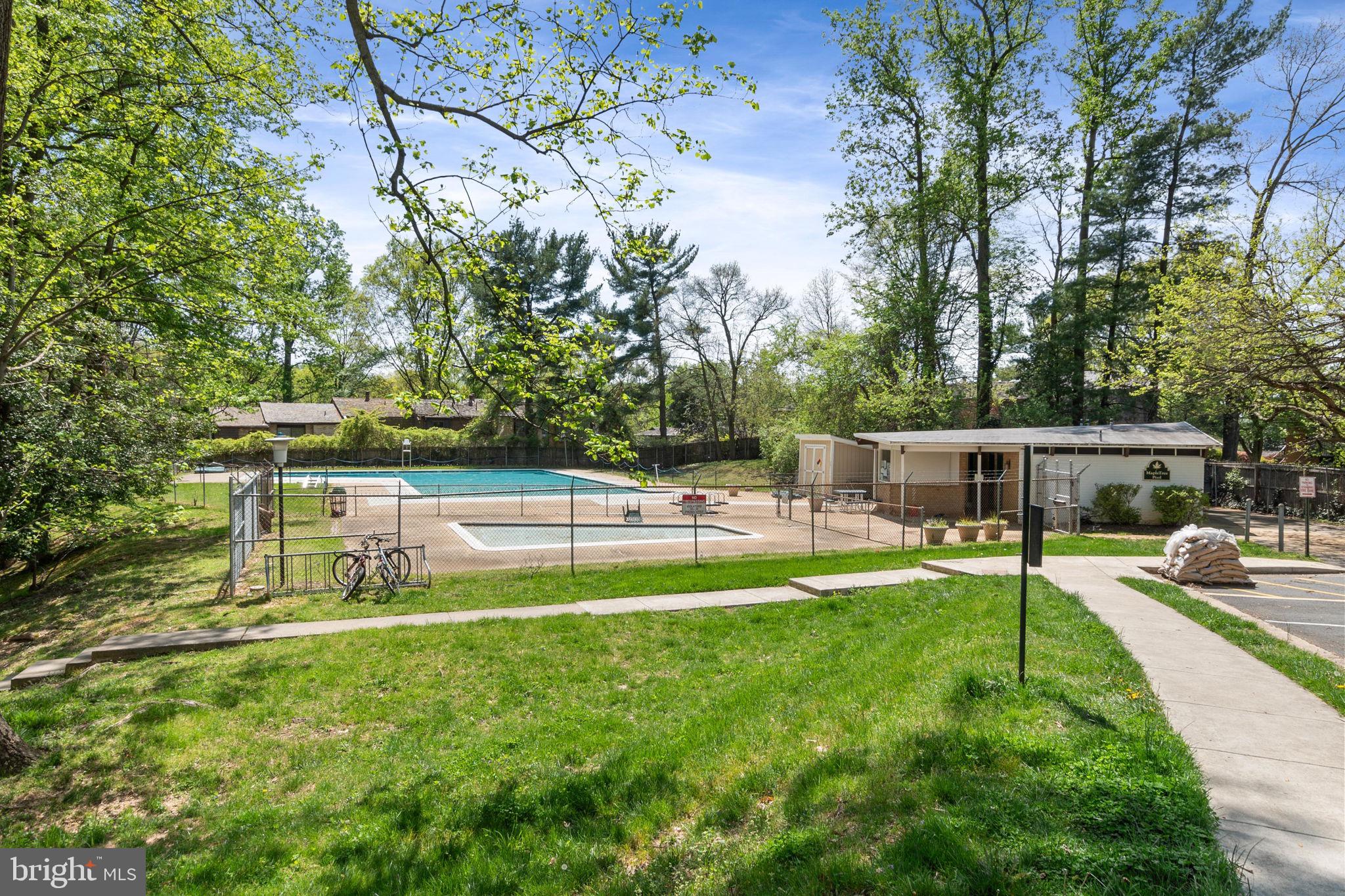 FAIRFAX HERITAGE - Residential