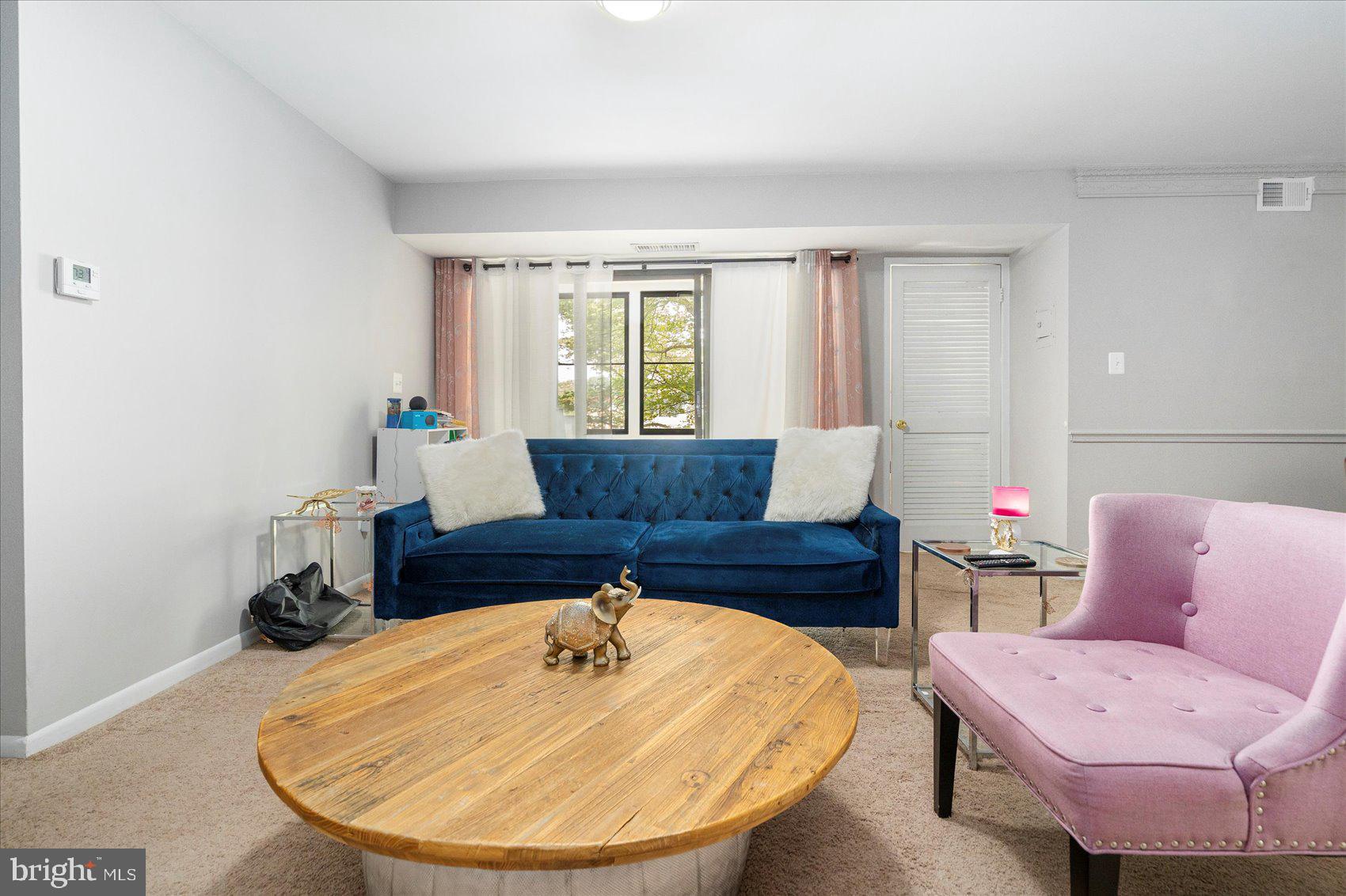 SHADOW OAKS - Residential