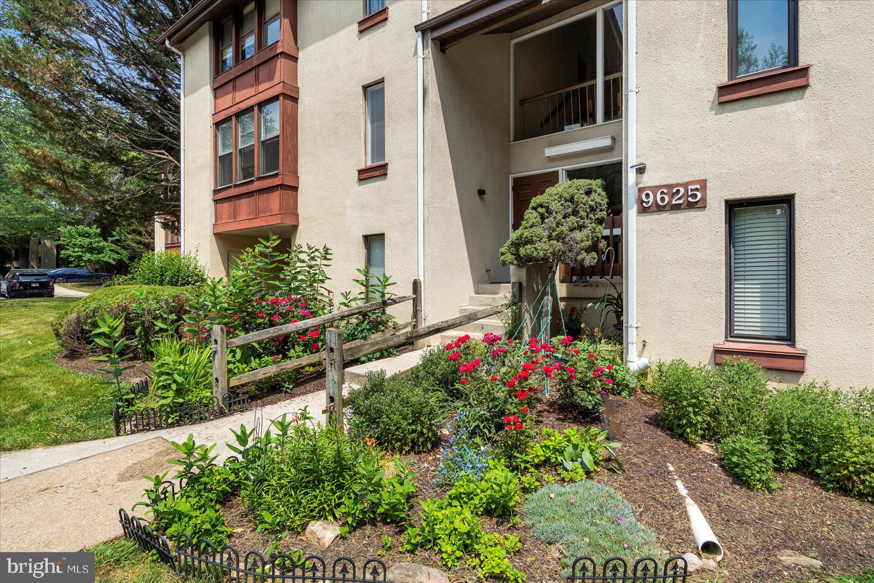 SHADOW OAKS - Residential