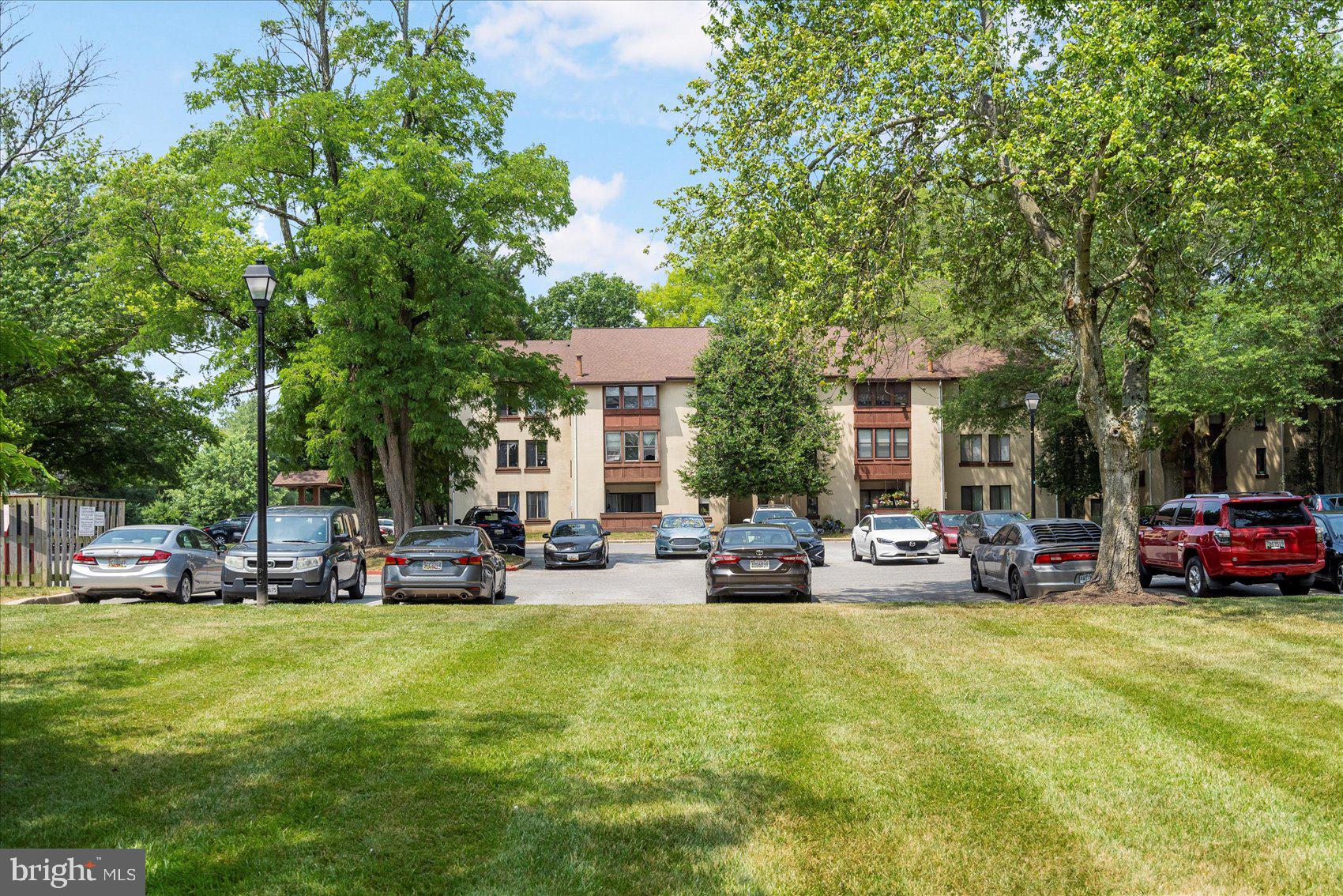 SHADOW OAKS - Residential