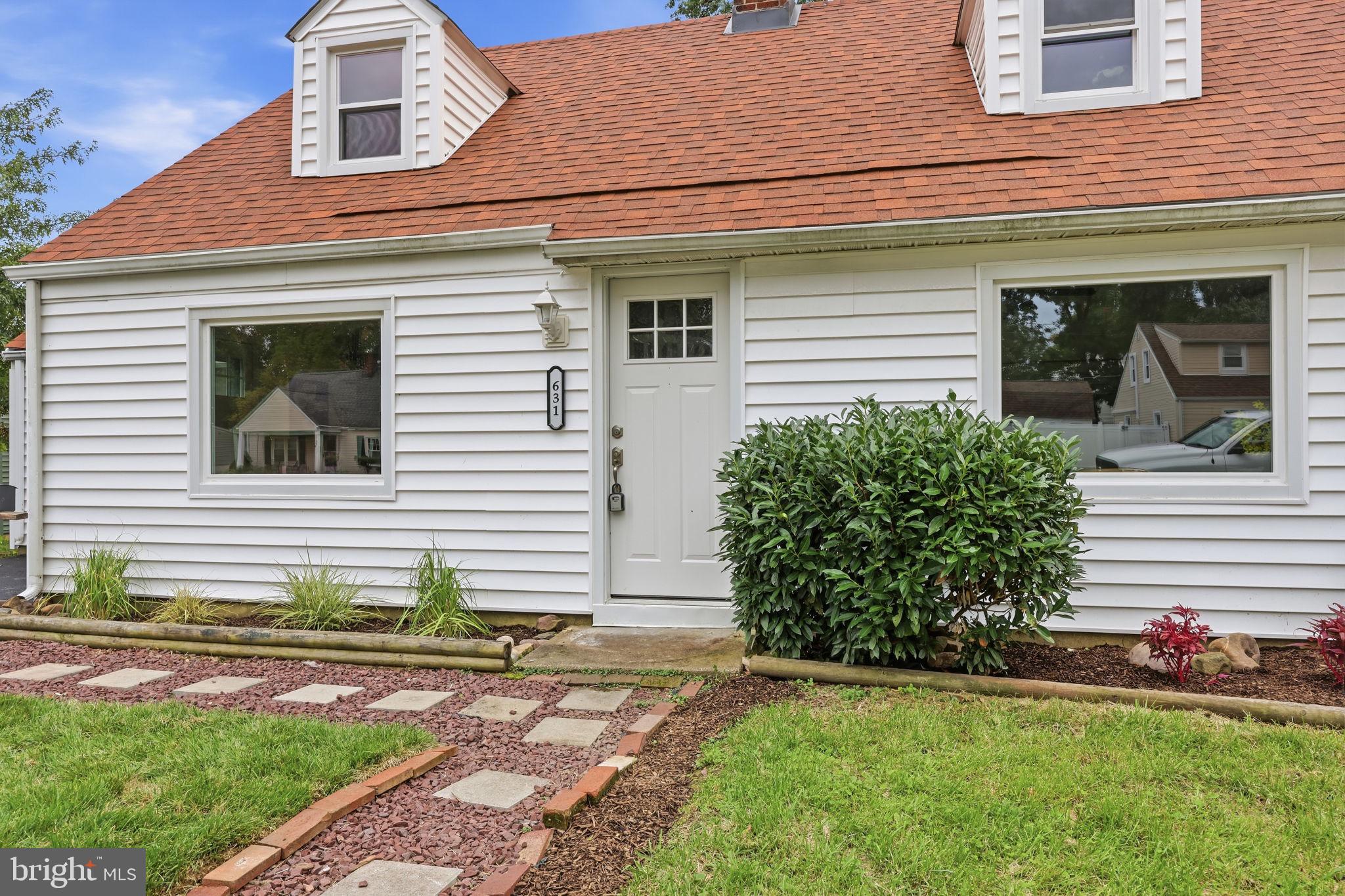 631 OSBORNE AVENUE