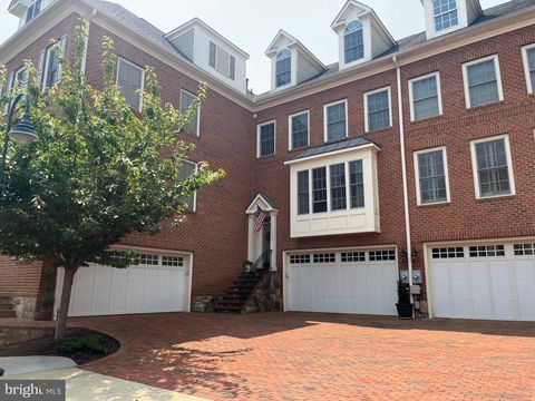 10665 YORKTOWN COURT FAIRFAX VA 22030