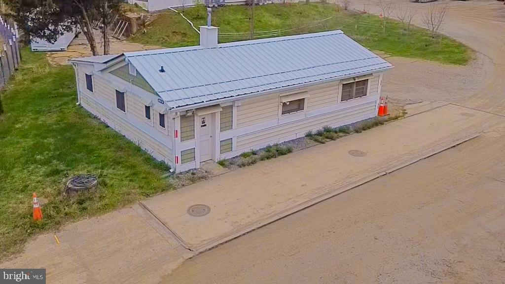 NONE AVAILABLE - Commercial Lease