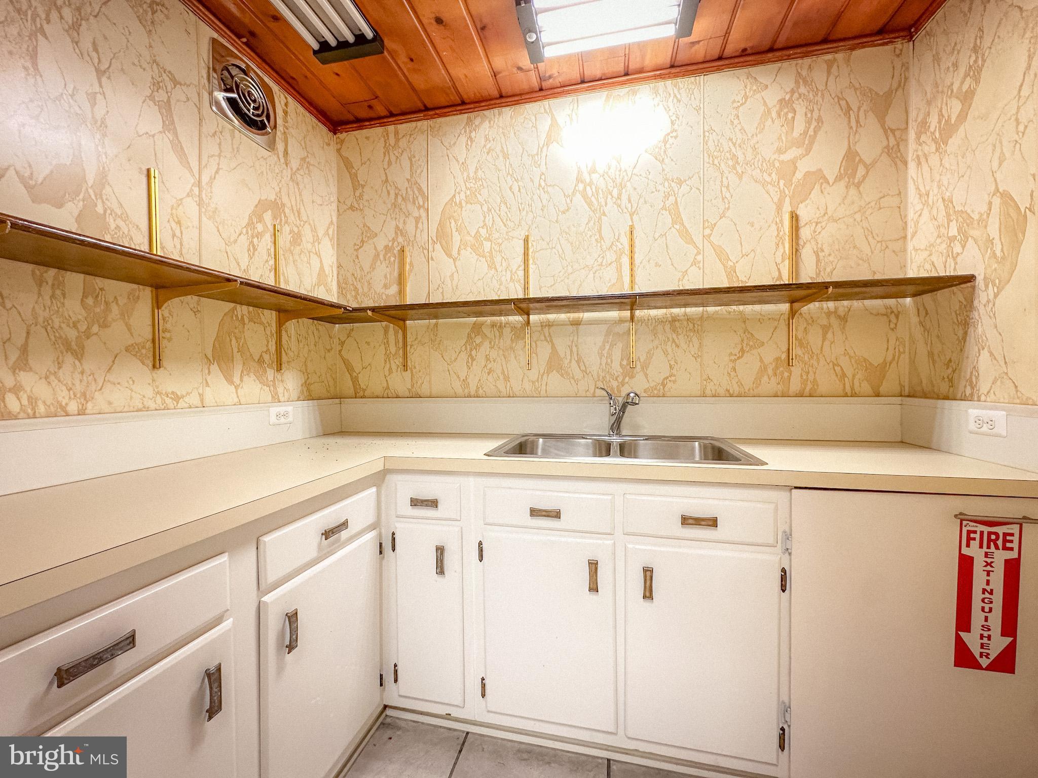 NONE AVAILABLE - Commercial Lease