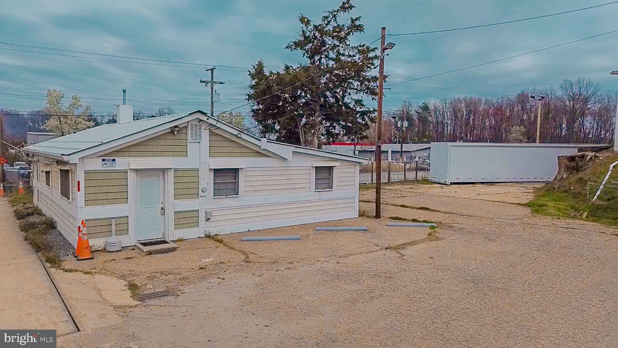 NONE AVAILABLE - Commercial Lease