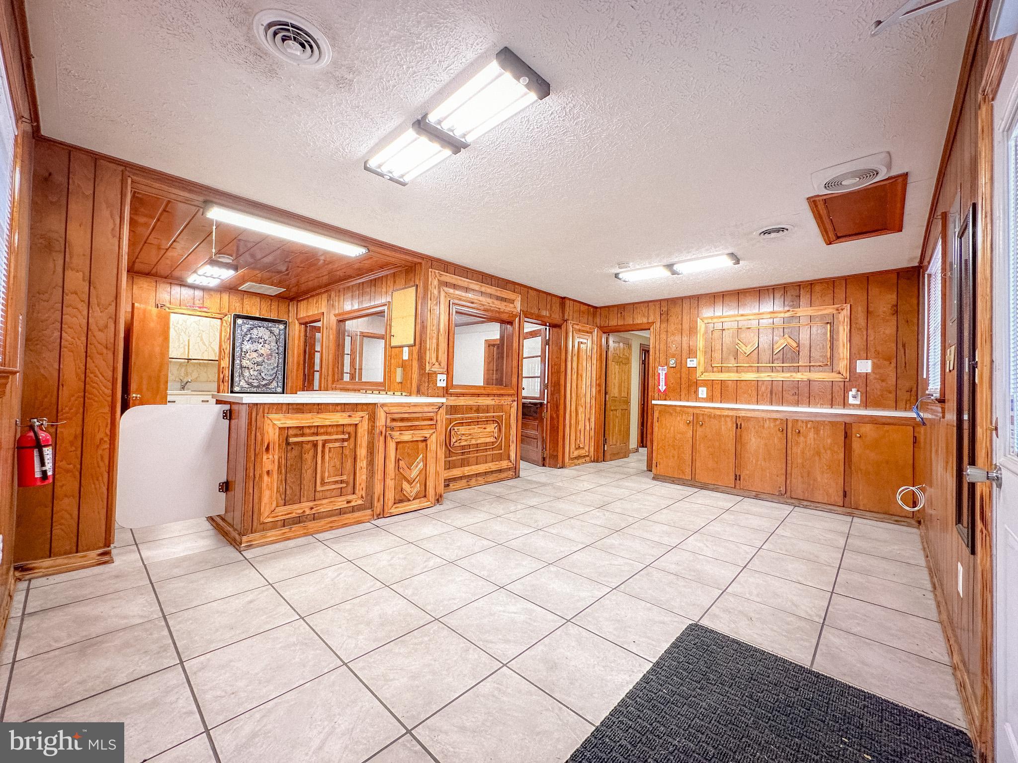 NONE AVAILABLE - Commercial Lease