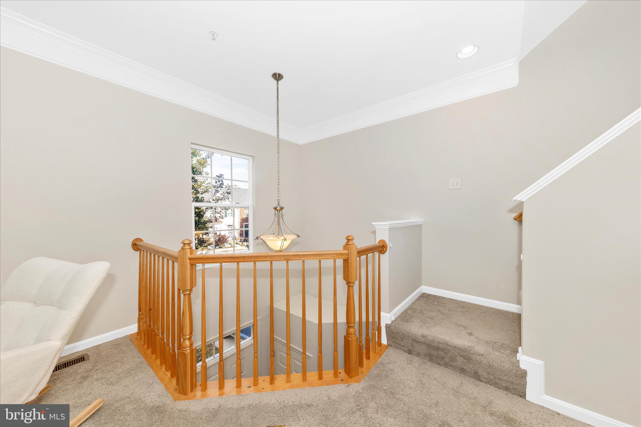 TWIN ARCH CROSSING - Residential Lease