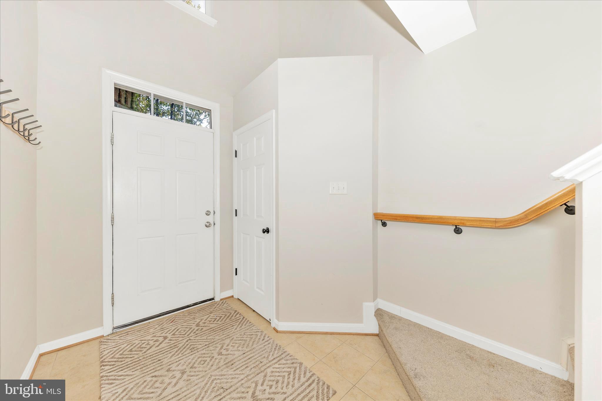 TWIN ARCH CROSSING - Residential Lease