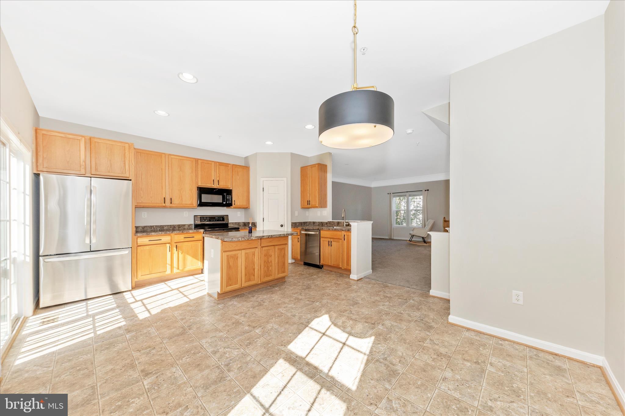 TWIN ARCH CROSSING - Residential Lease