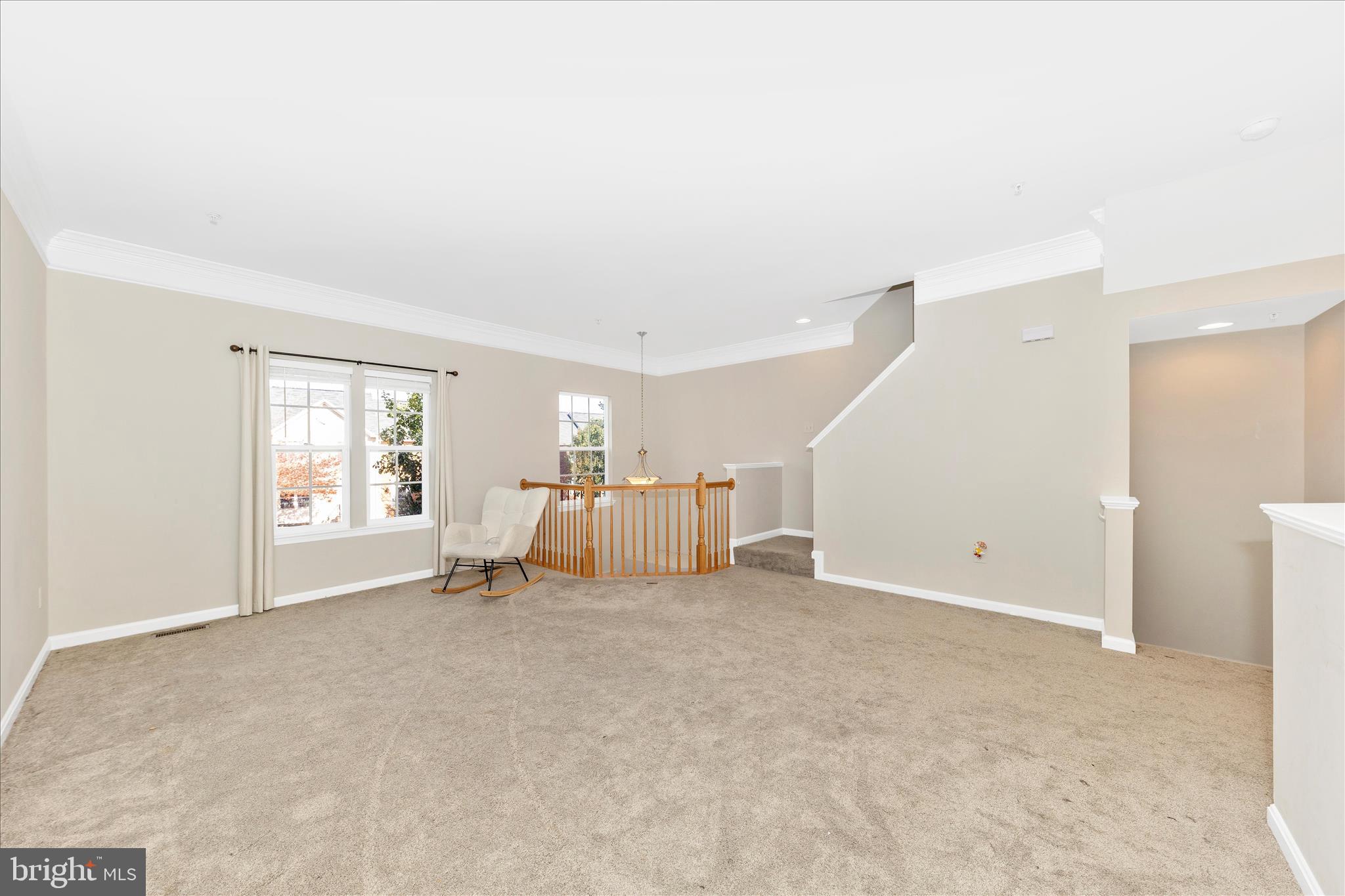 TWIN ARCH CROSSING - Residential Lease