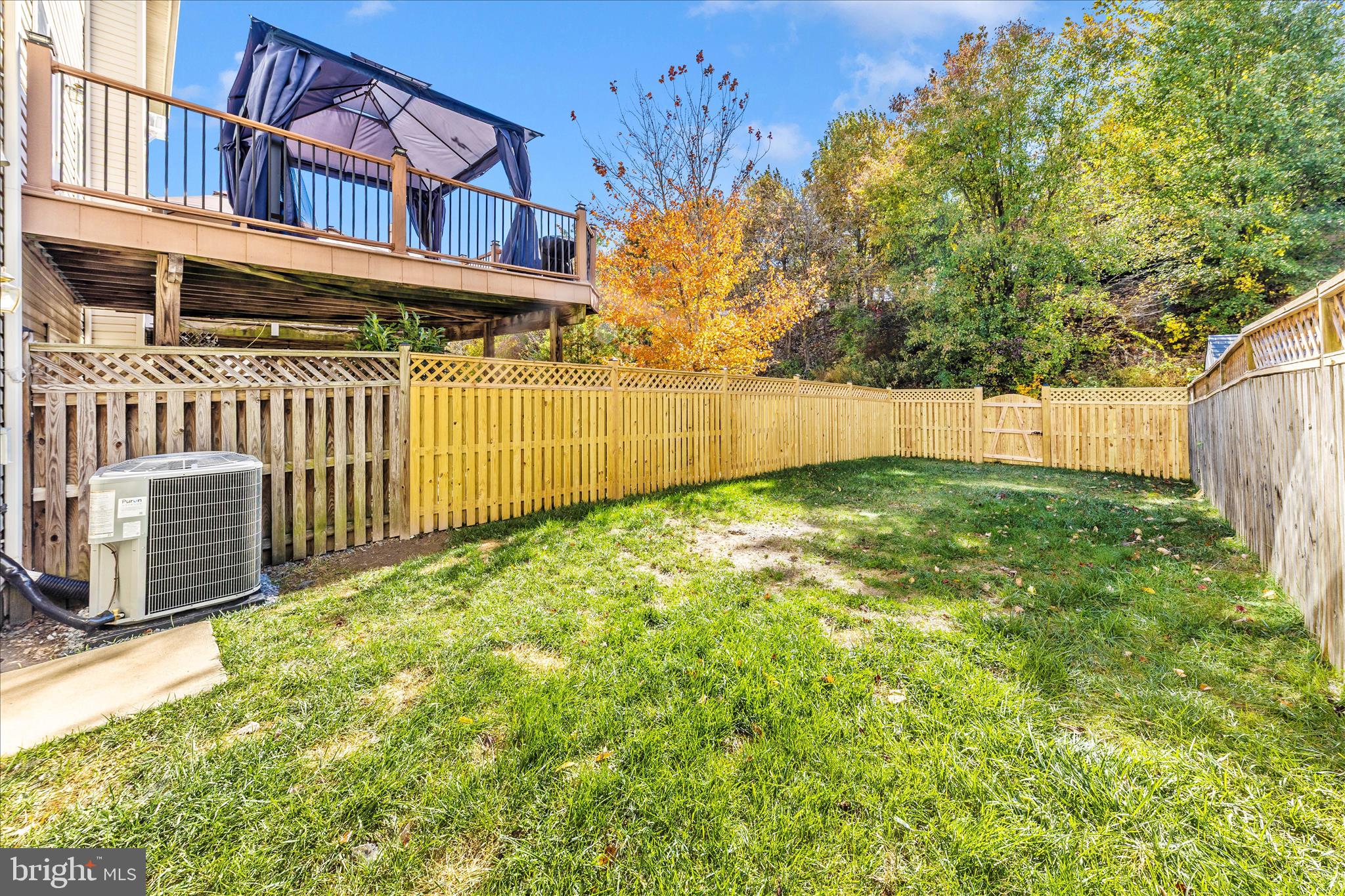 TWIN ARCH CROSSING - Residential Lease