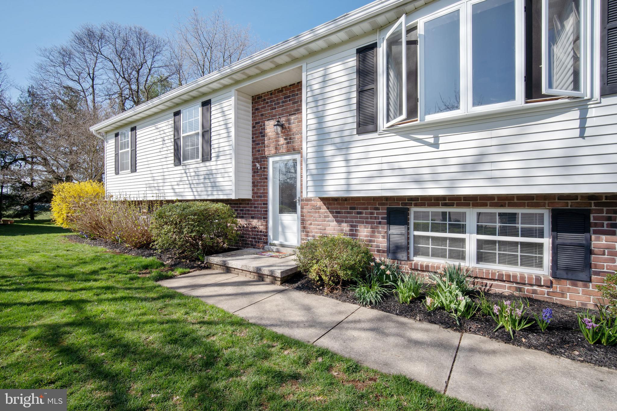 WHISPERING MEADOWS - Residential