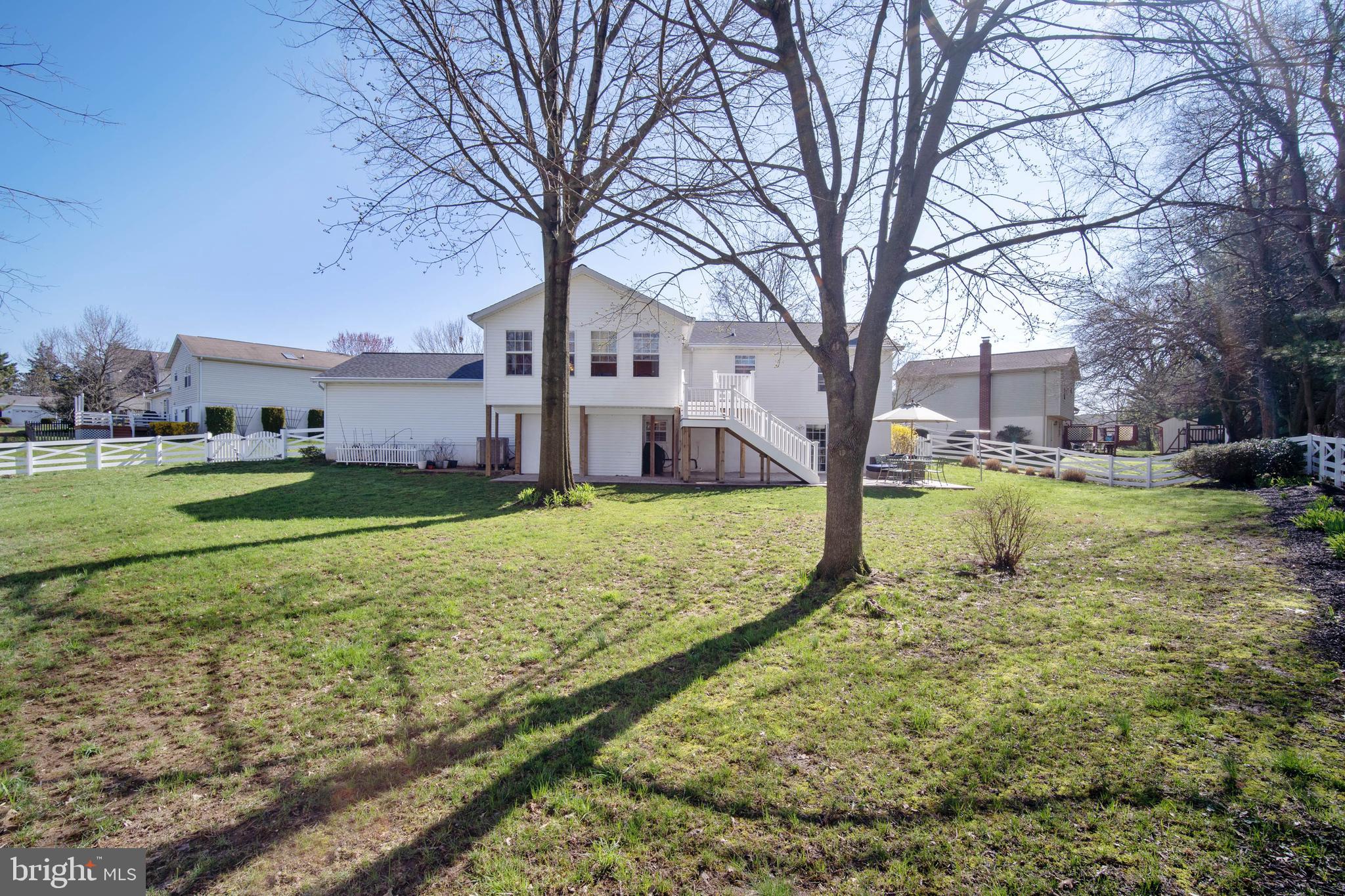 WHISPERING MEADOWS - Residential